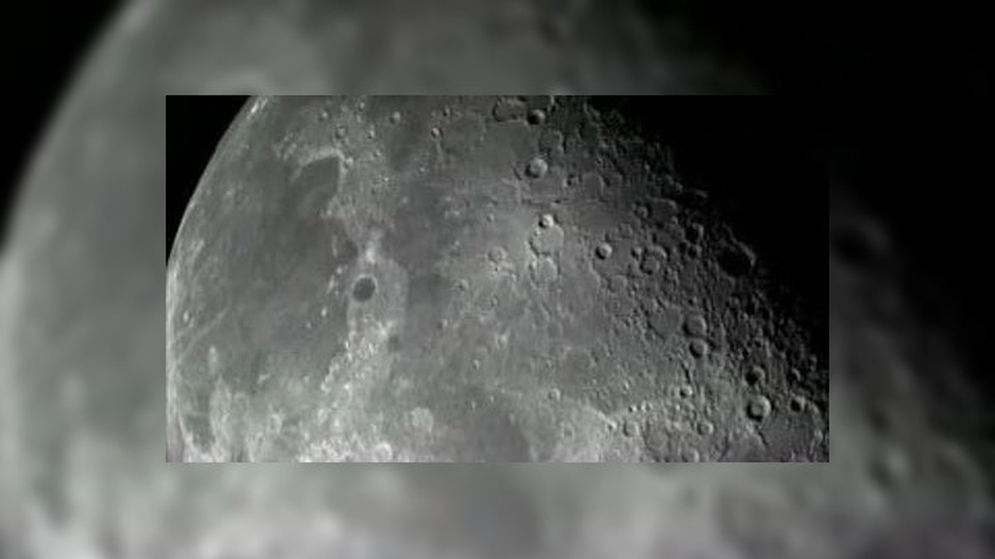 Американские учёные ищут воду на Луне