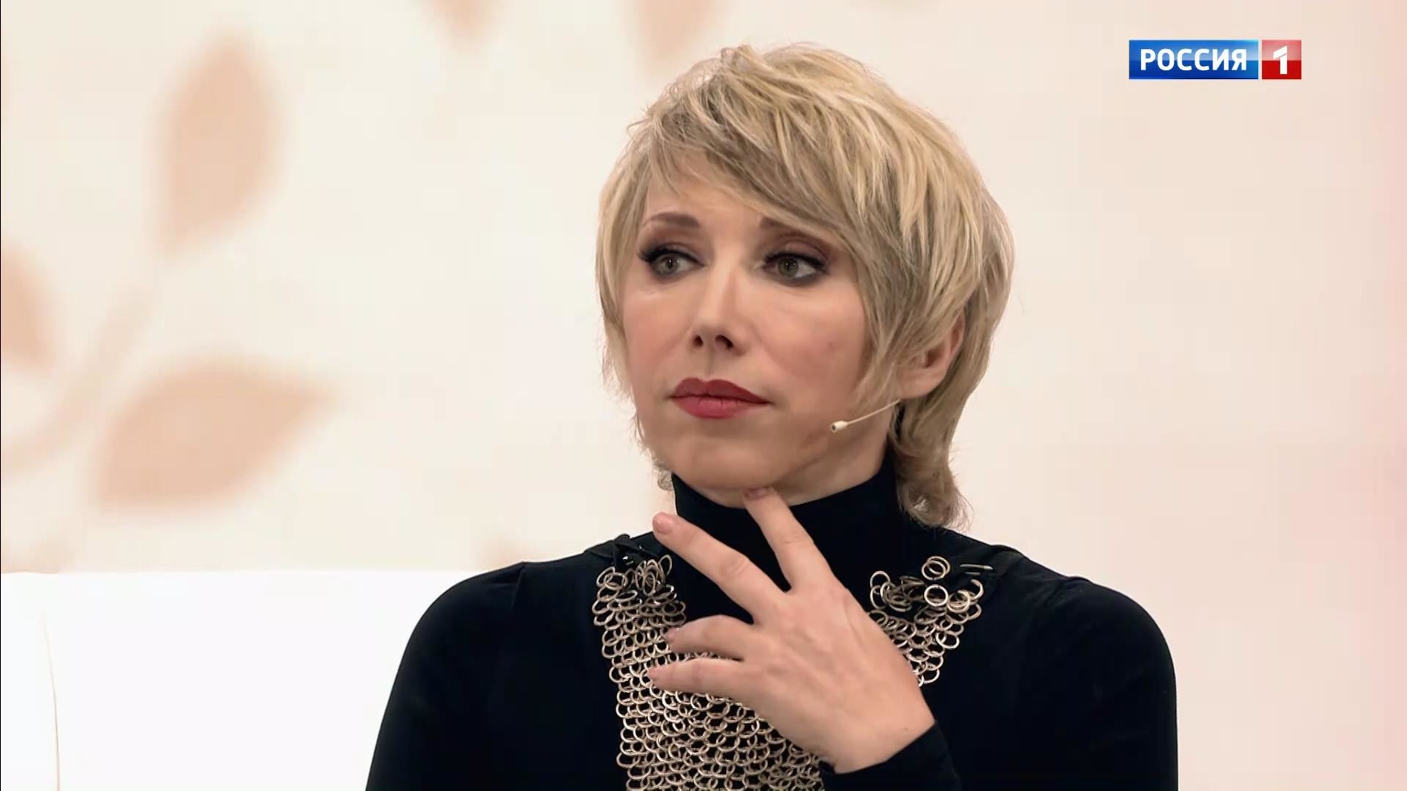 Артистка Елена Воробей: "В борьбе за жизнь дочери мы вышли победителями"
