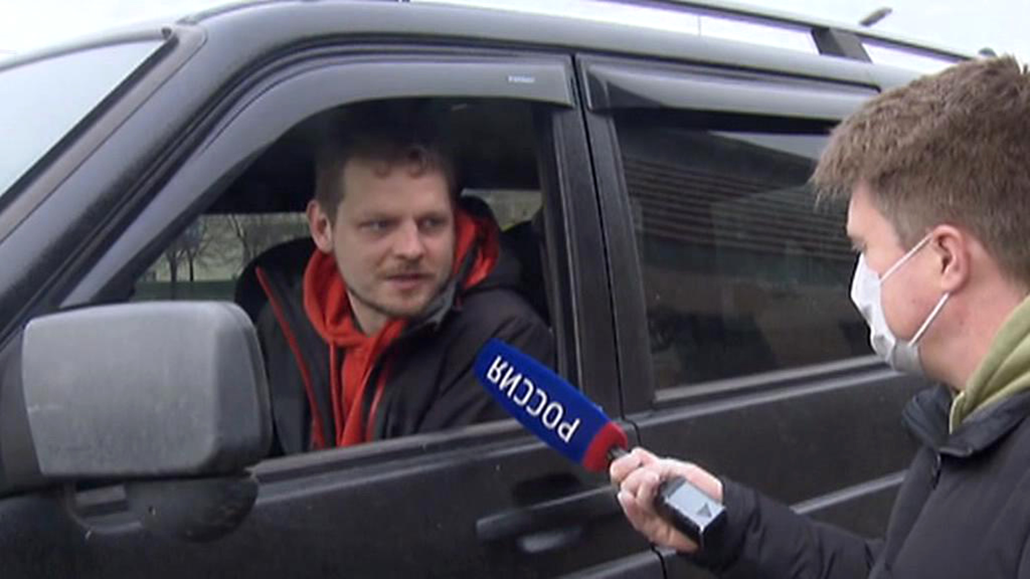 В Москву въехать все сложнее: сотрудники ГАИ выборочно останавливают автомобилистов