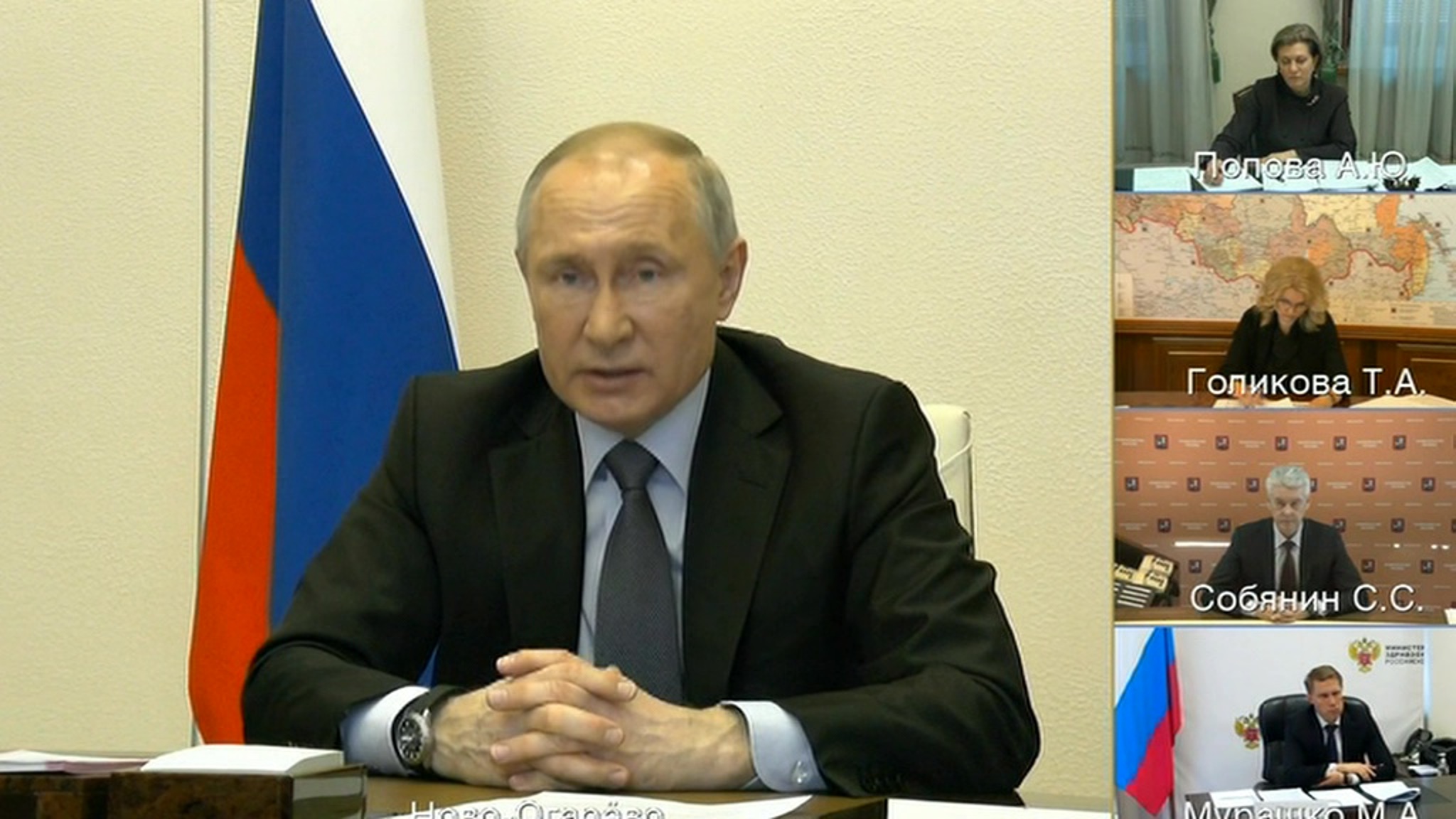 Путин поручил правительству докладывать о ситуации с COVID-19 каждый день
