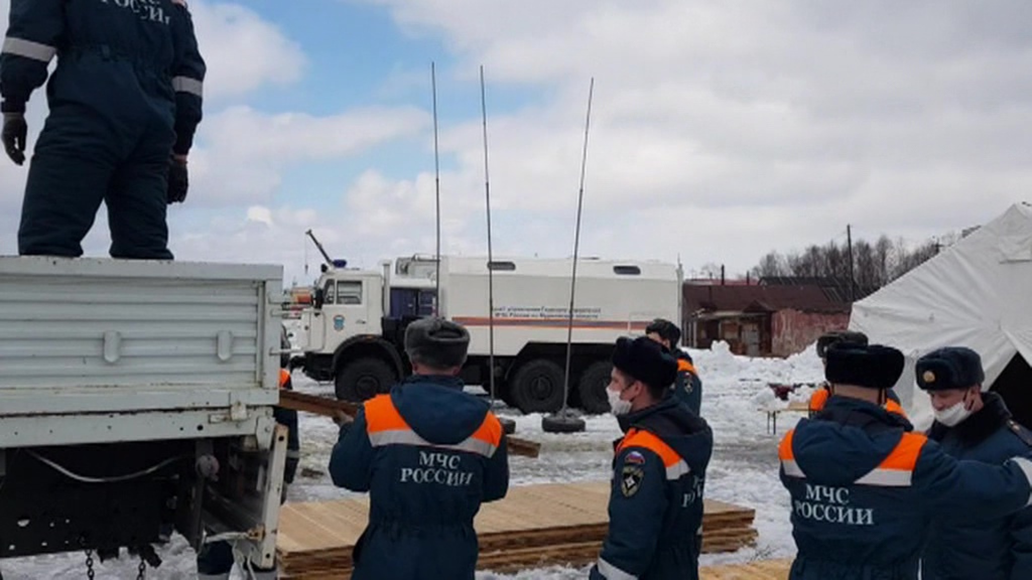 Новости на т/к "Россия 24". Под Мурманском построят госпиталь для коронавирусных больных
