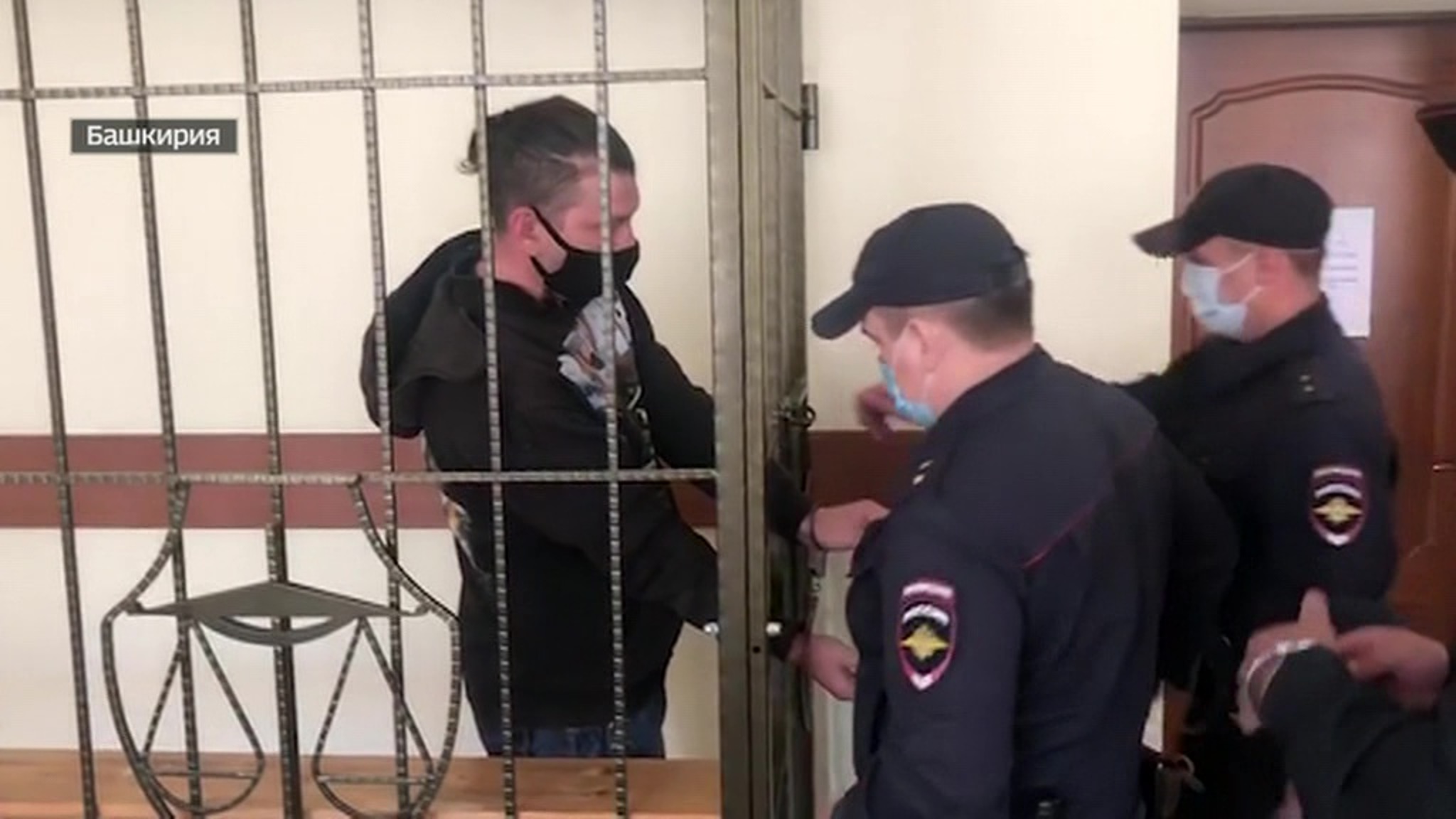 Конфликт между должником и приставом в Стерлитамаке: месть и провокации