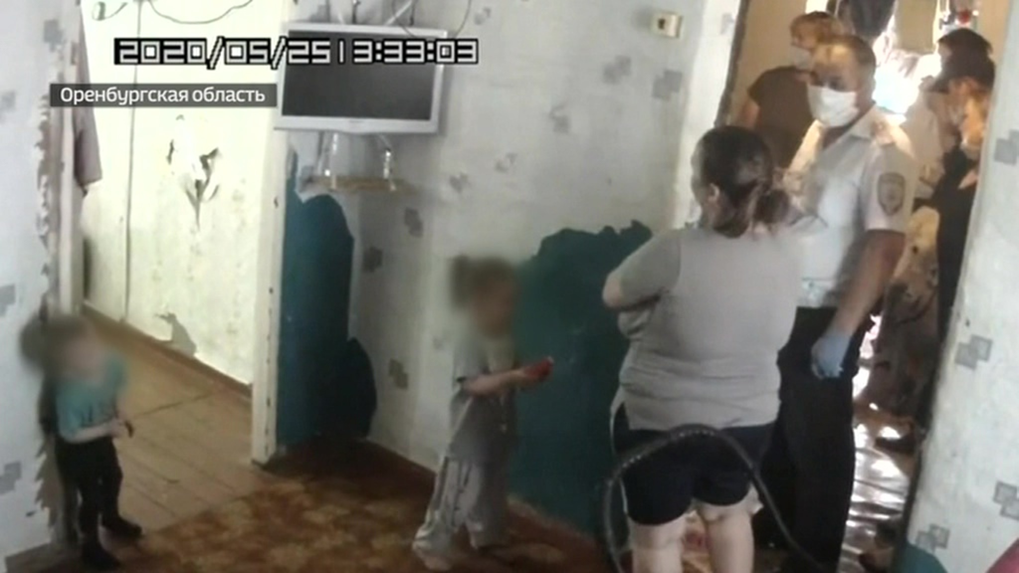 Семью из Оренбурга, у которой отобрали детей, могли обмануть