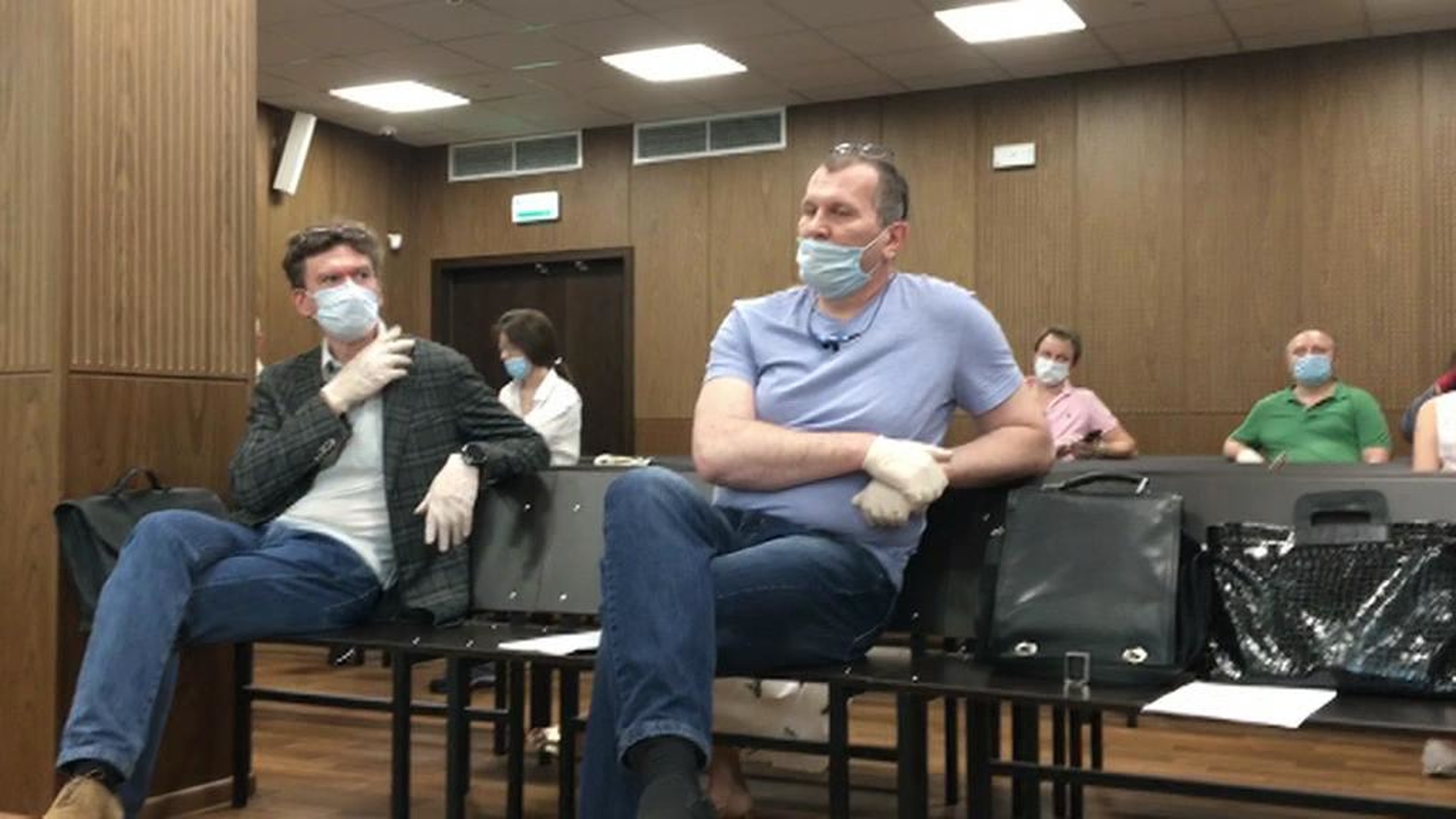 До 10 лет: суд начал рассматривать уголовное дело Александрова и Опонасенко