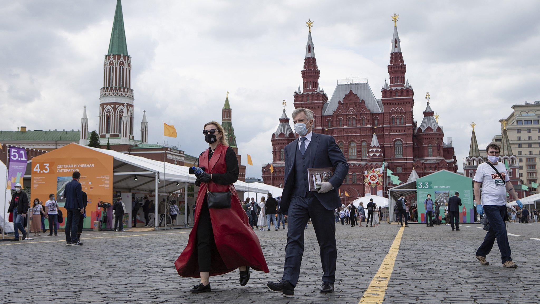 Россия ждет миллионы туристов: электронная виза будет делаться 4 дня