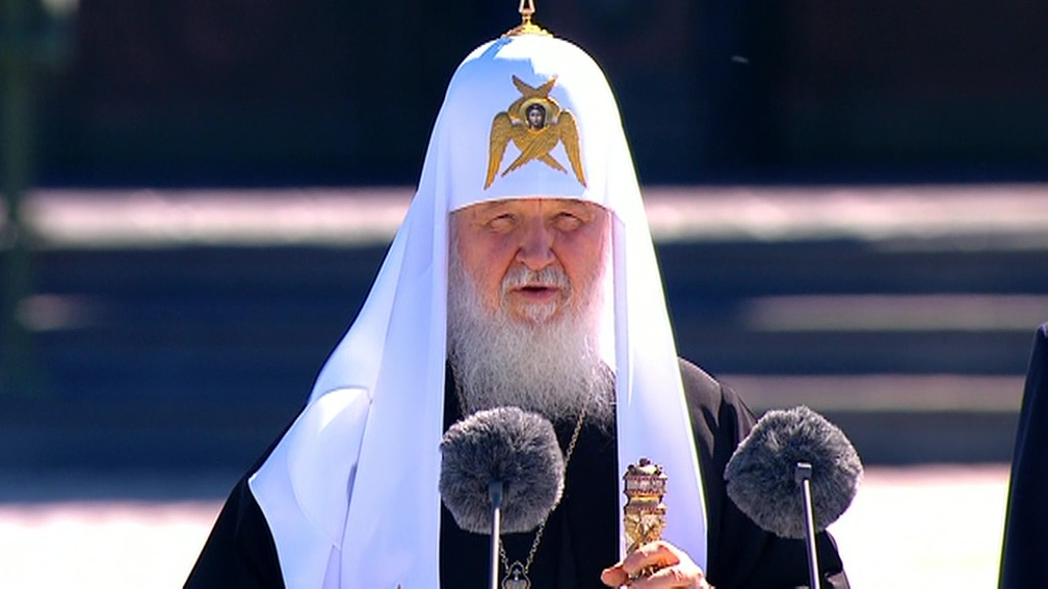 Патриарх Кирилл: празднуя Победу, мы не должны забывать о жертвах и подвиге нашего народа