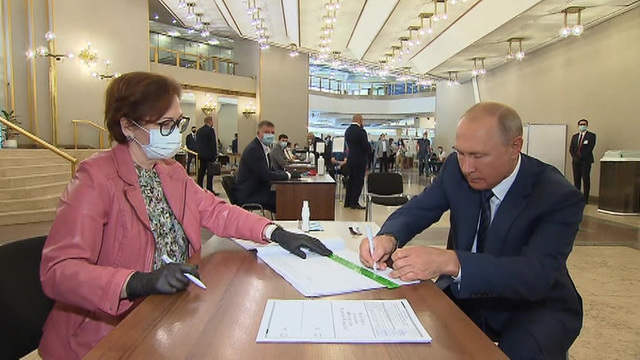 Новости на т/к "Россия 24". Путин проголосовал в РАН