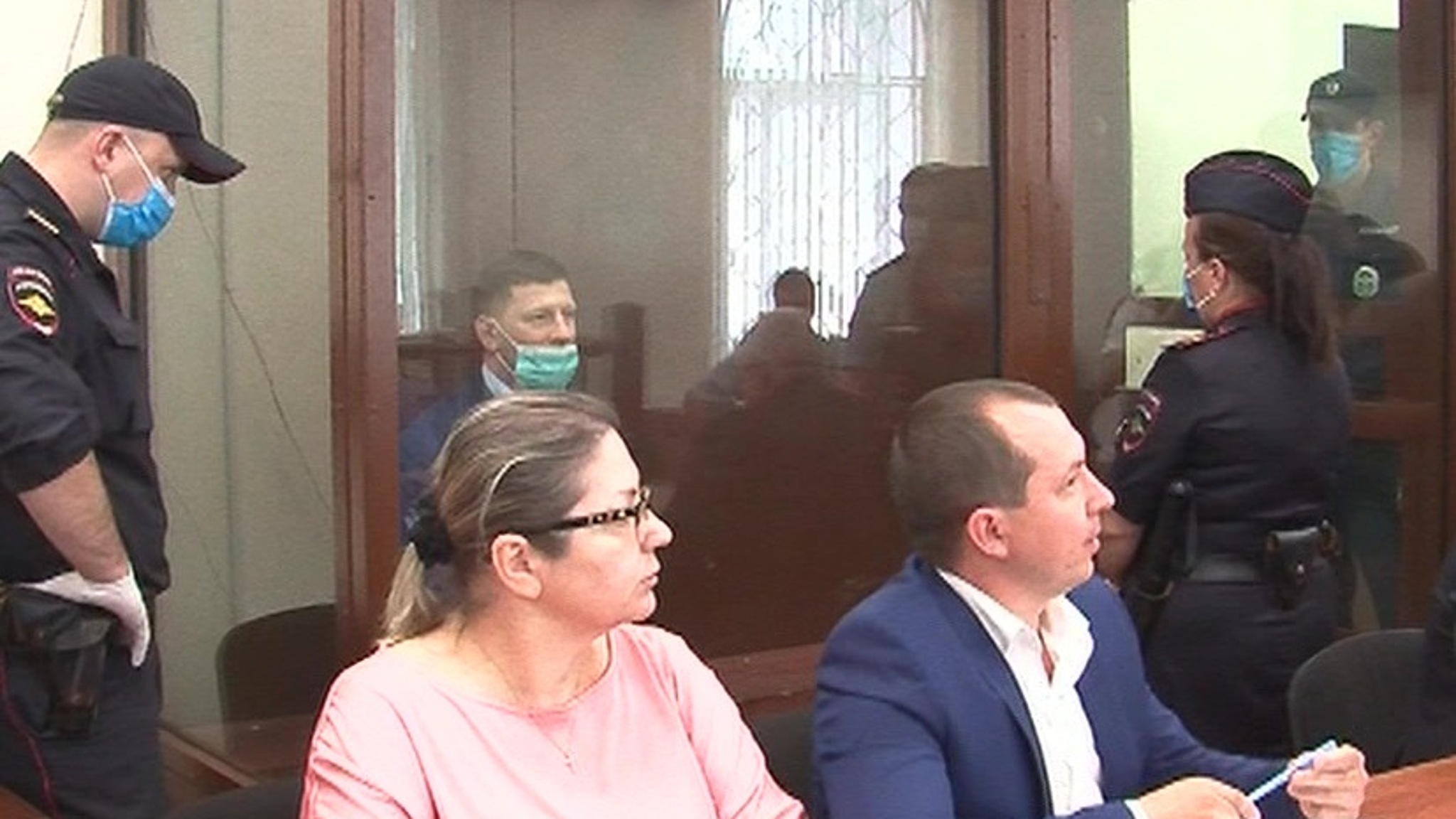 Вооруженный спецназ и другие детали задержания хабаровского губернатора