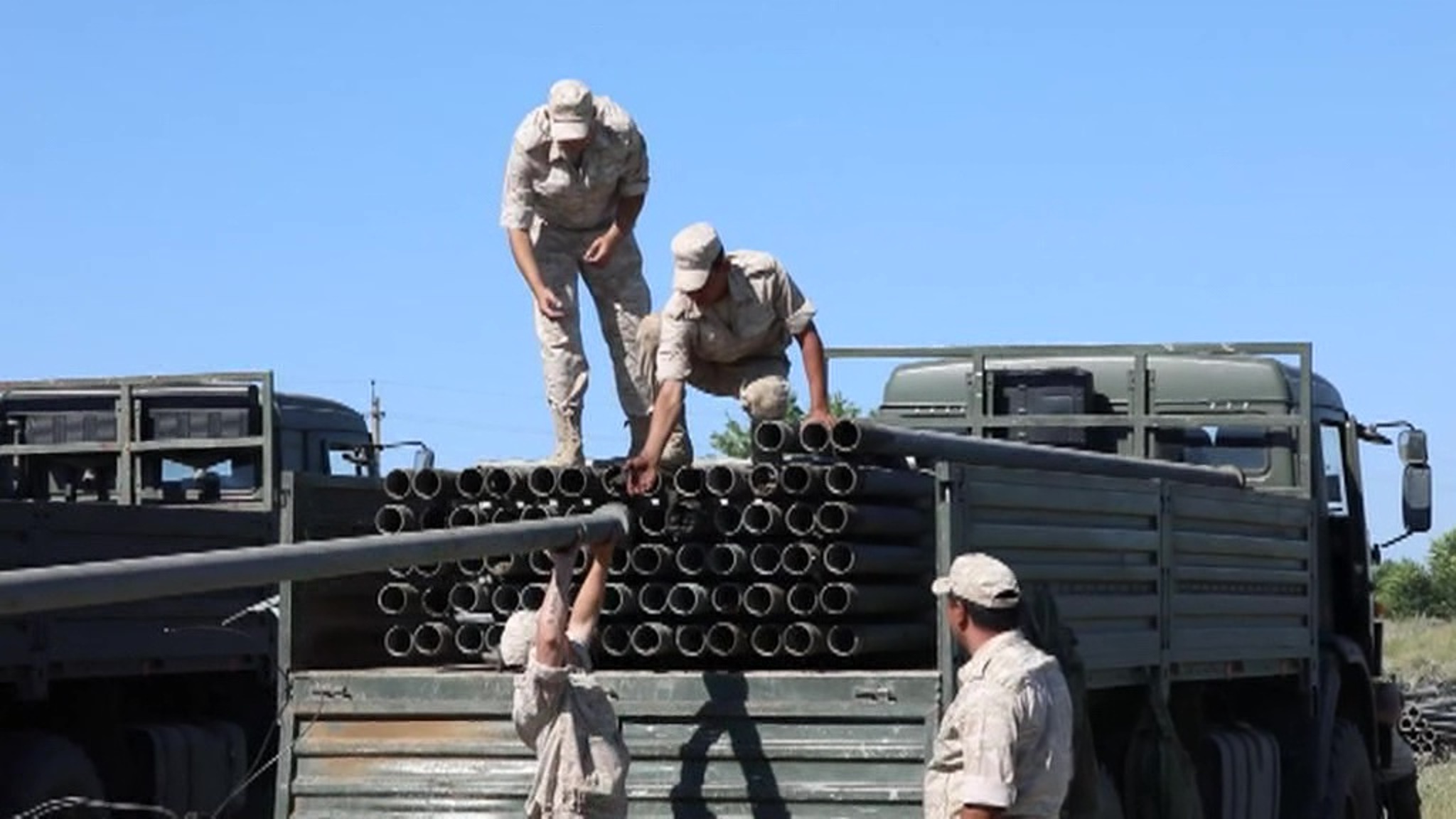 Российские военные проложили 50 км трубопровода между двумя водохранилищами в Крыму