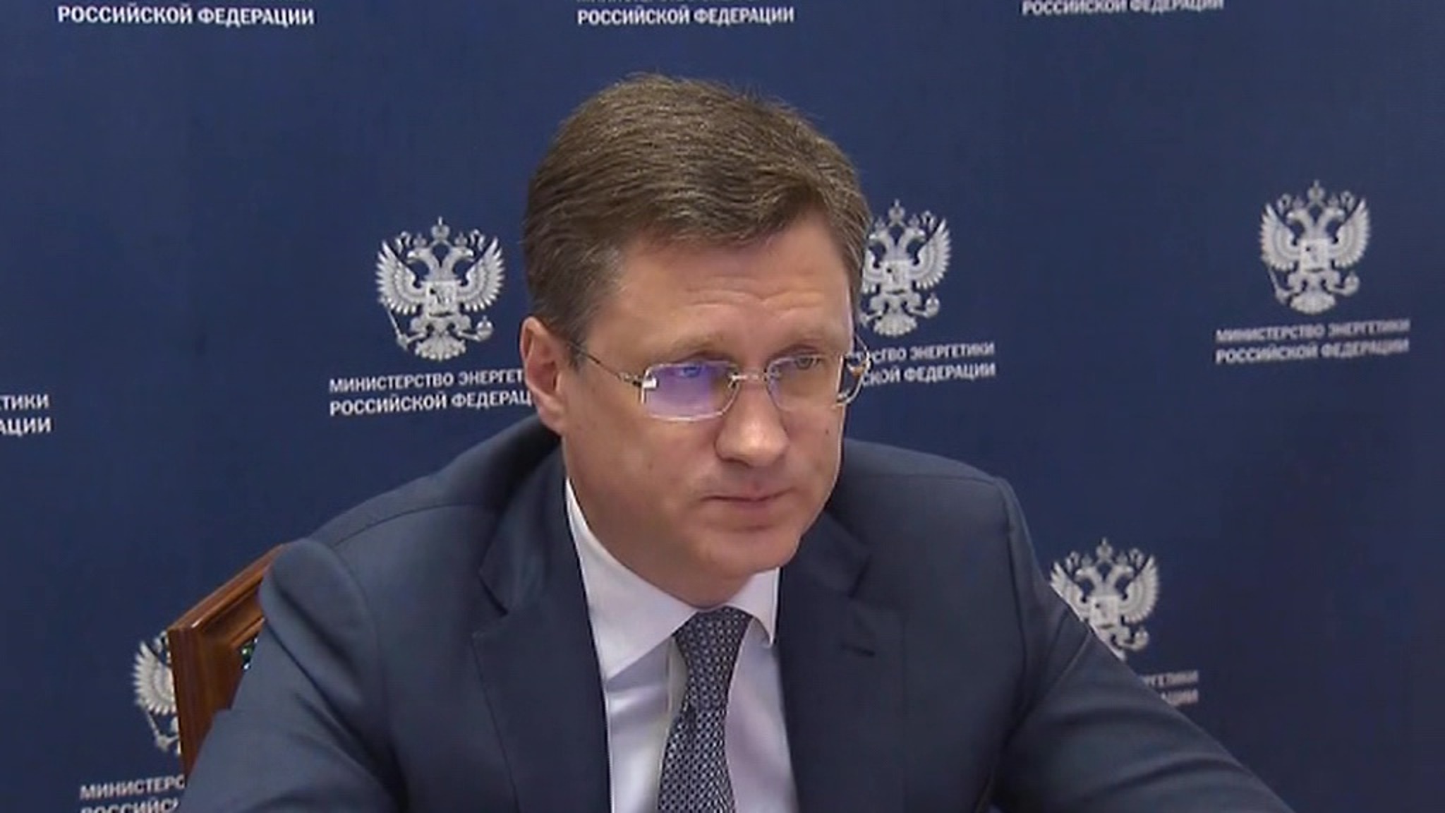 Новак: наметились признаки восстановления спроса на нефть
