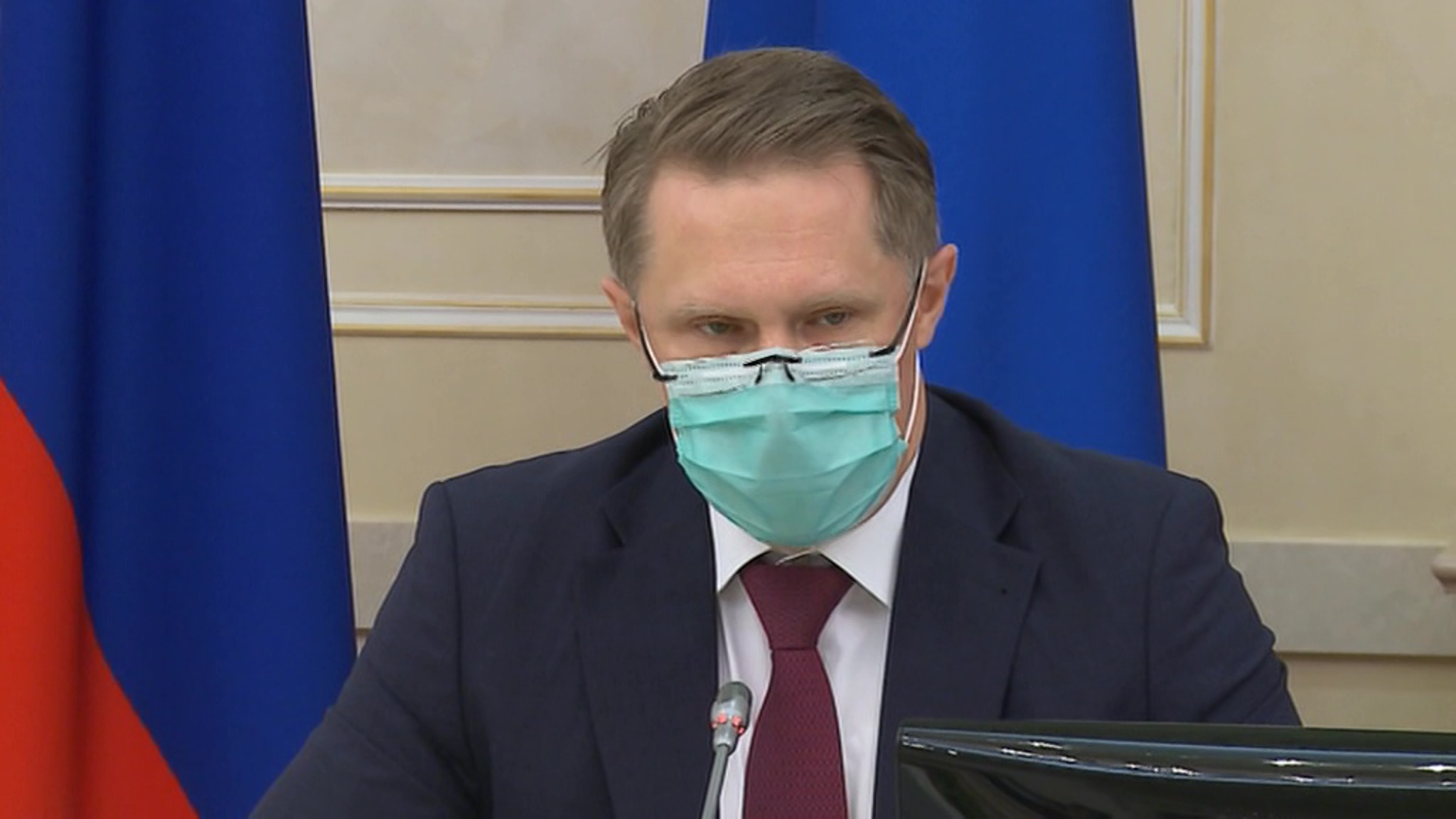 Мурашко: в России оборудованы 160 тысяч коек для больных коронавирусом