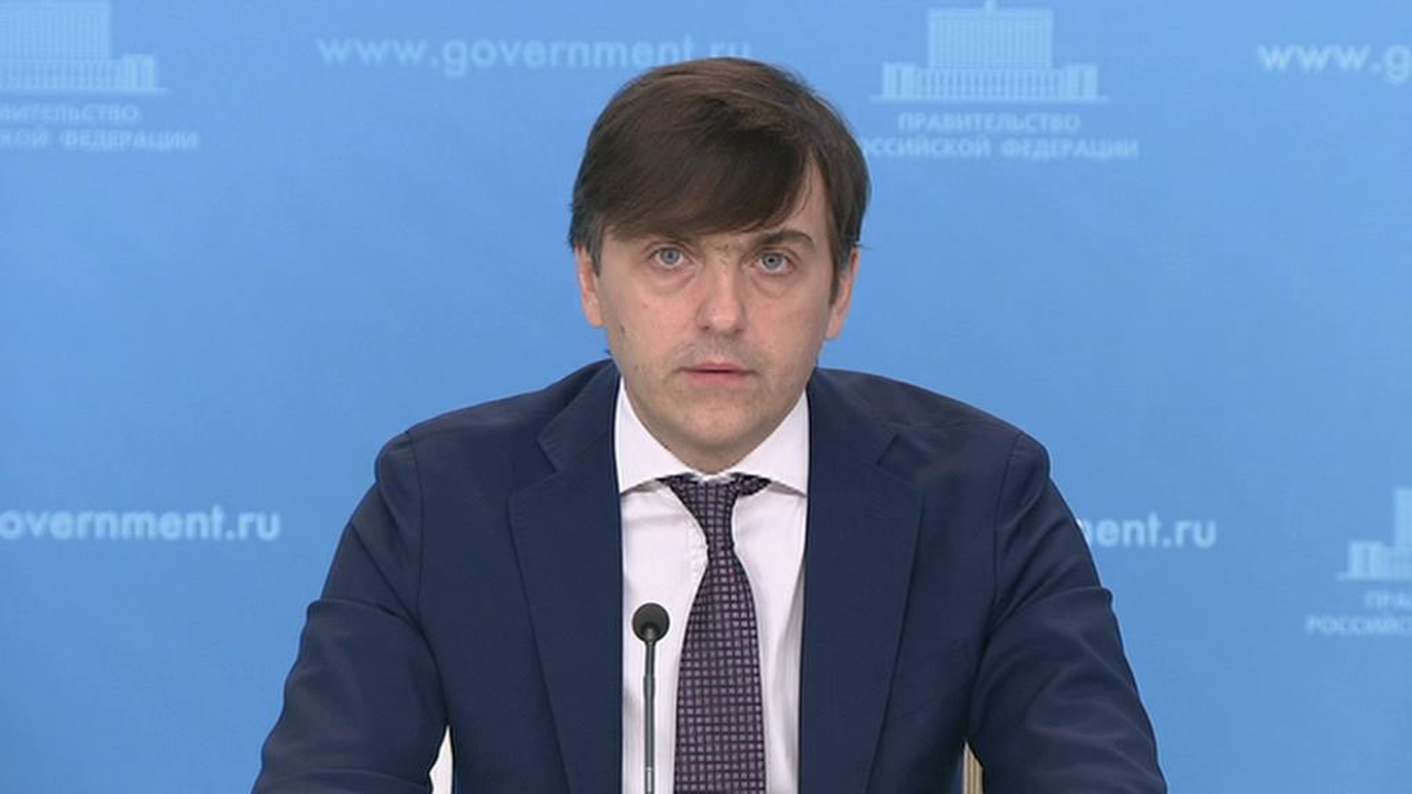 Минпросвещения: средний балл ЕГЭ по ряду предметов вырос