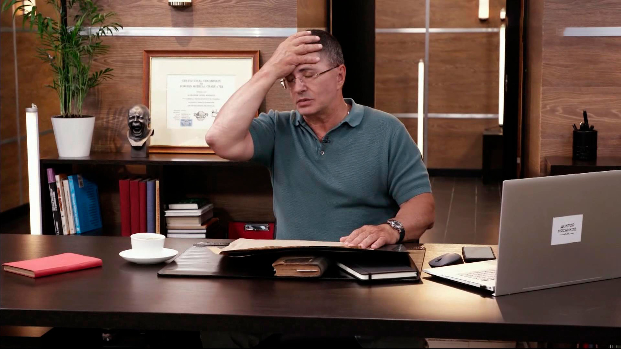 Вся правда про обезболивающие, "просвечивания" и COVID-19