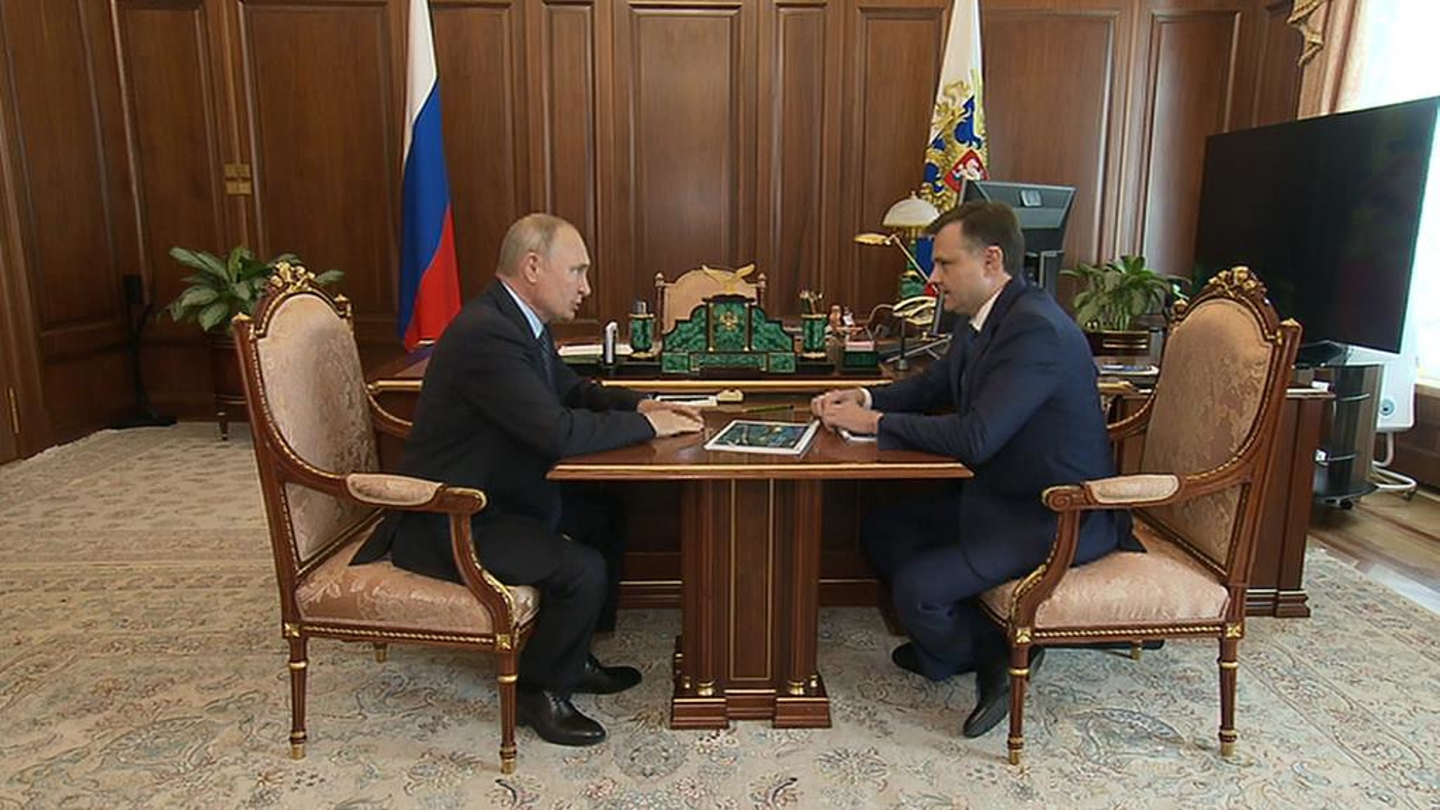 Рабочая встреча Владимира Путина с главой Объединенной авиастроительной корпорации
