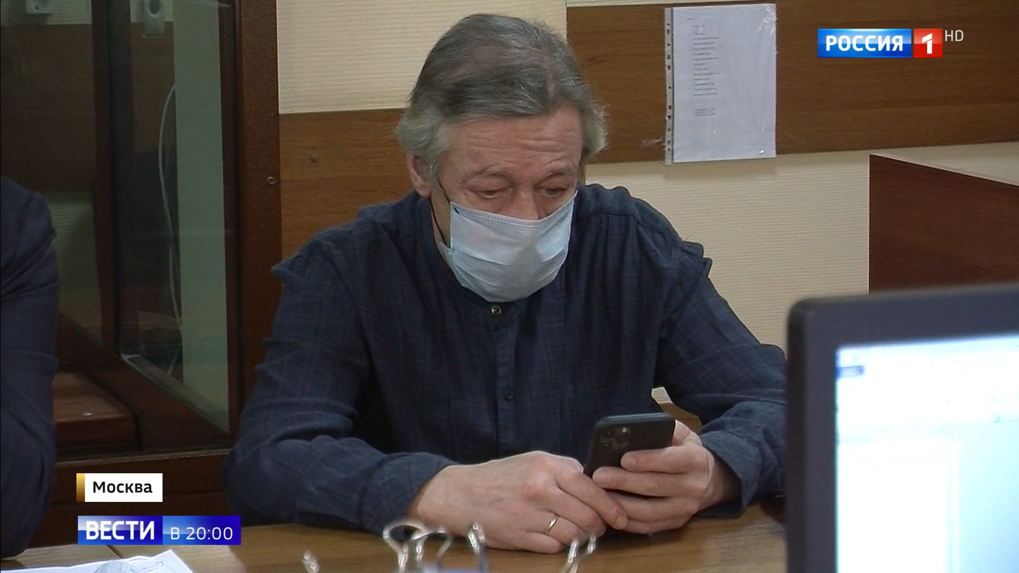 Дело актера Михаила Ефремова: первое заседание суда по существу вызвало ажиотаж