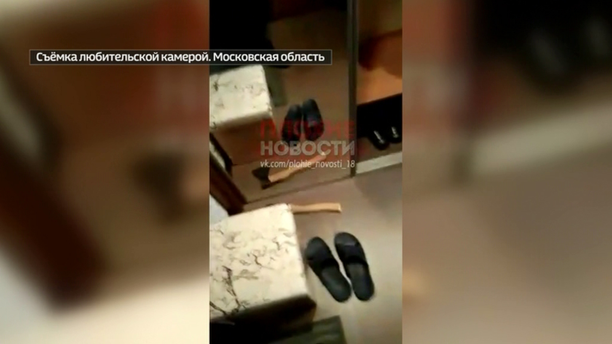 Решил проучить обидчика: пенсионер набросился с топором на лифтера