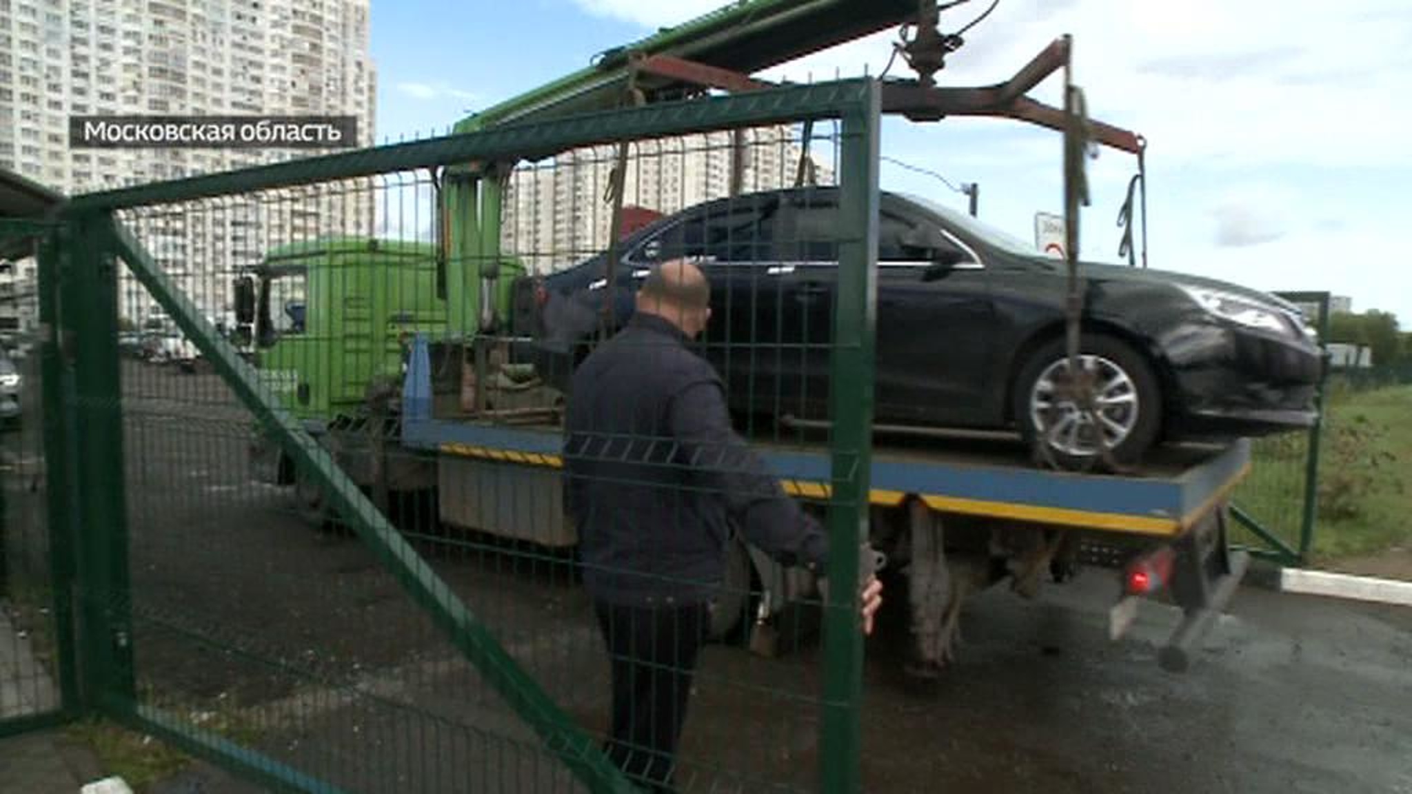 Военный пенсионер воюет с "автотюрьмой" в Мытищах