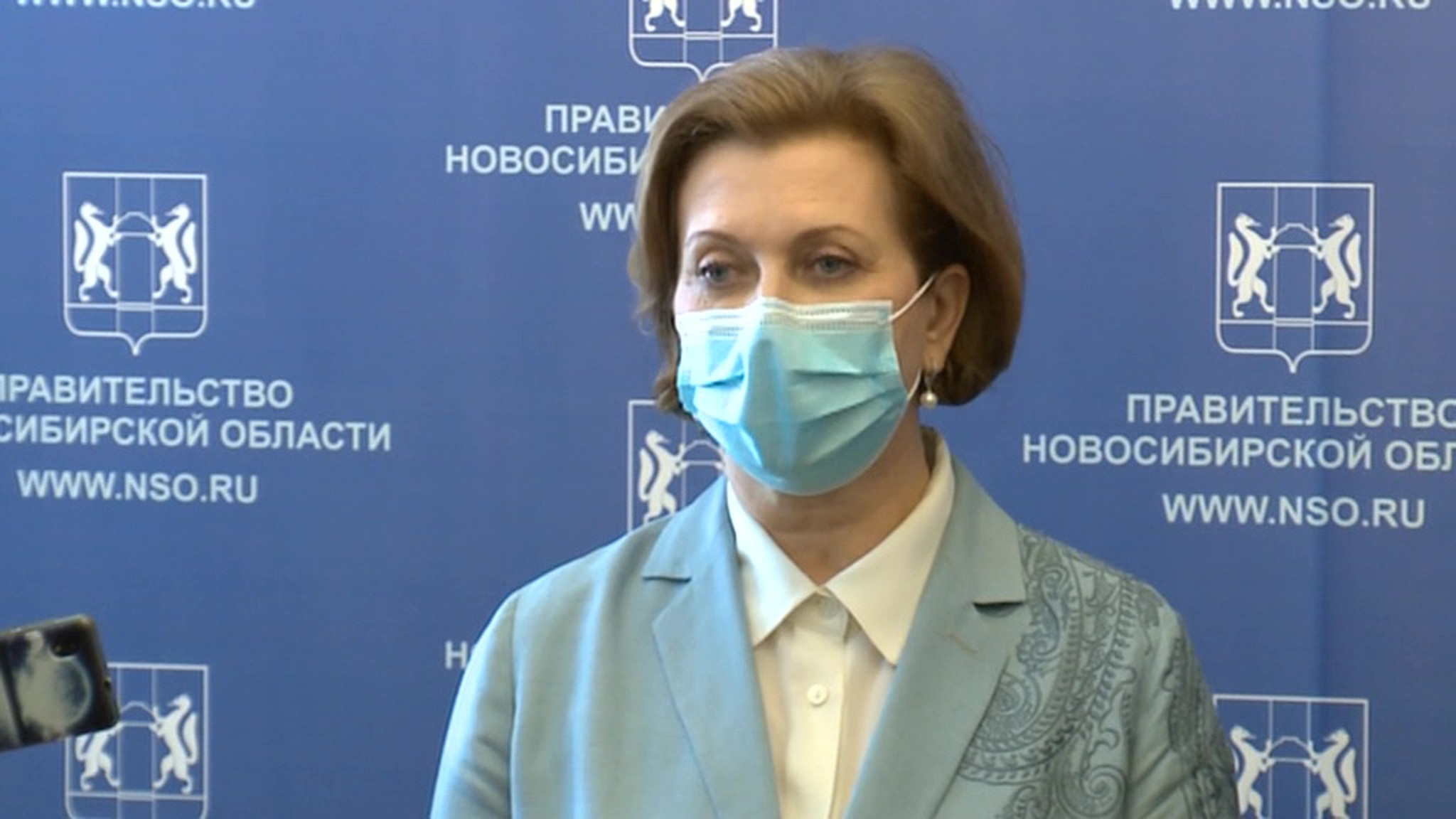 Научный центр "Вектор" в Новосибирске начал второй этап испытаний вакцины от COVID-19