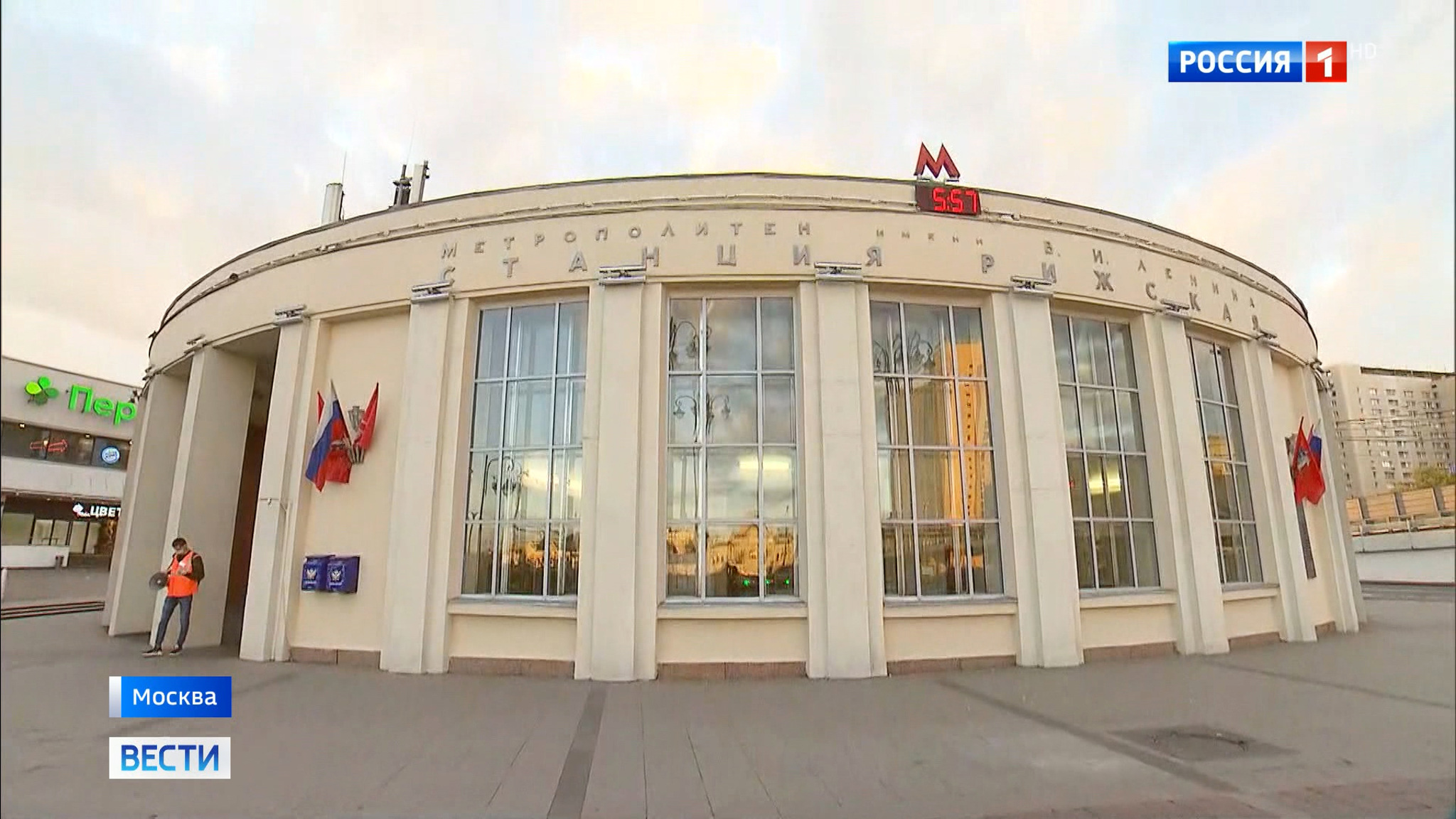 Станцию "Рижская" московского метро закрыли на год