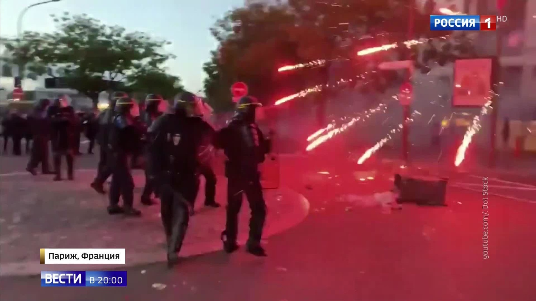 Разгром в Париже: фанаты "Пари Сен-Жермен" огорчились проигрышем в Лиге Чемпионов