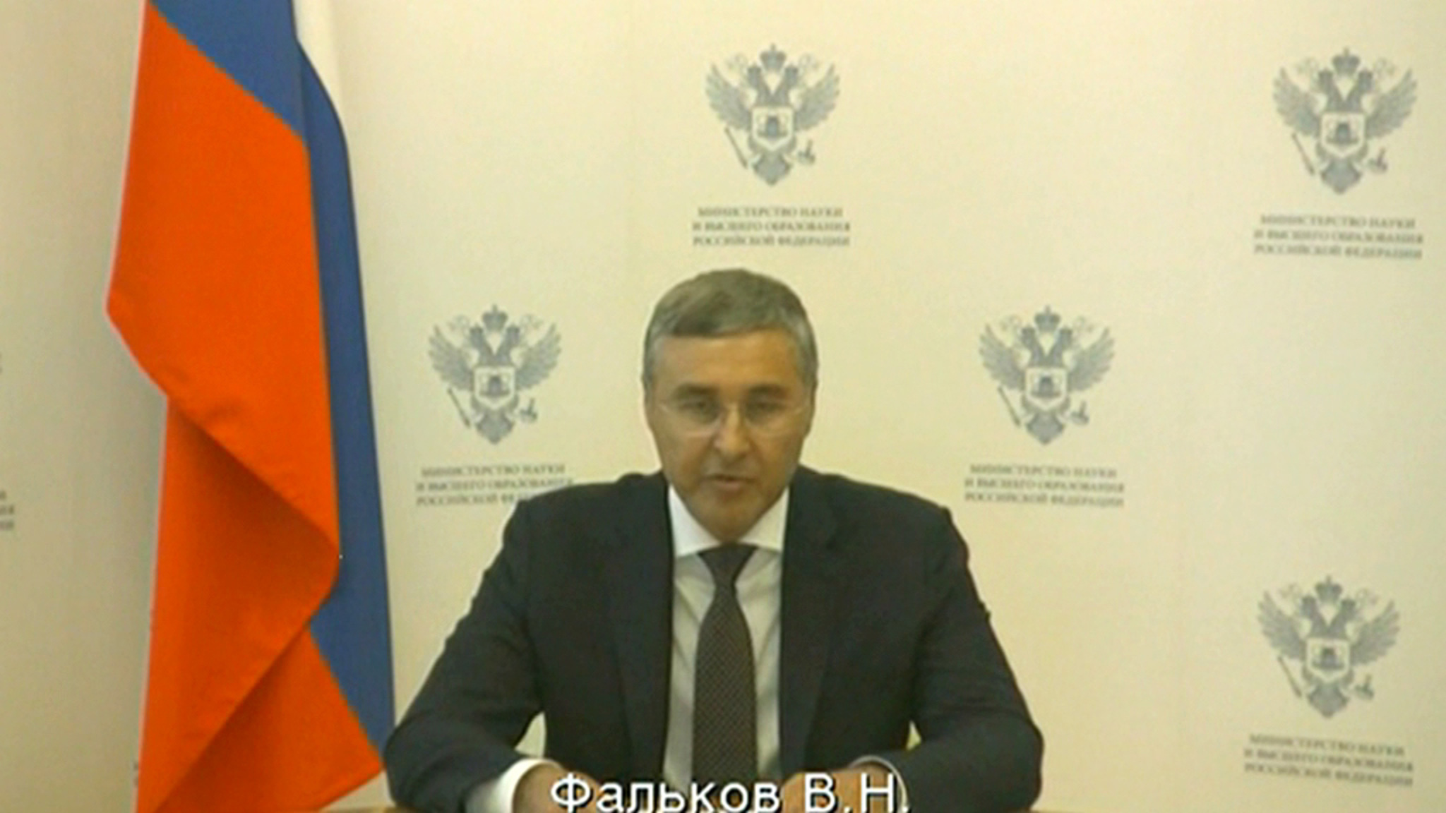 Путин спросил Фалькова, почему растет плата за обучение в вузах