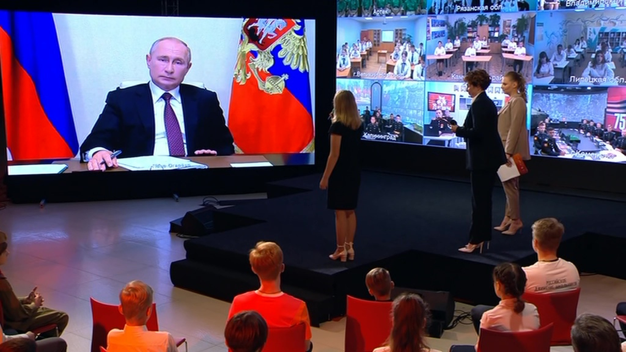Путин: ответ России на пандемию доказал, что мы не "страна-бензоколонка"