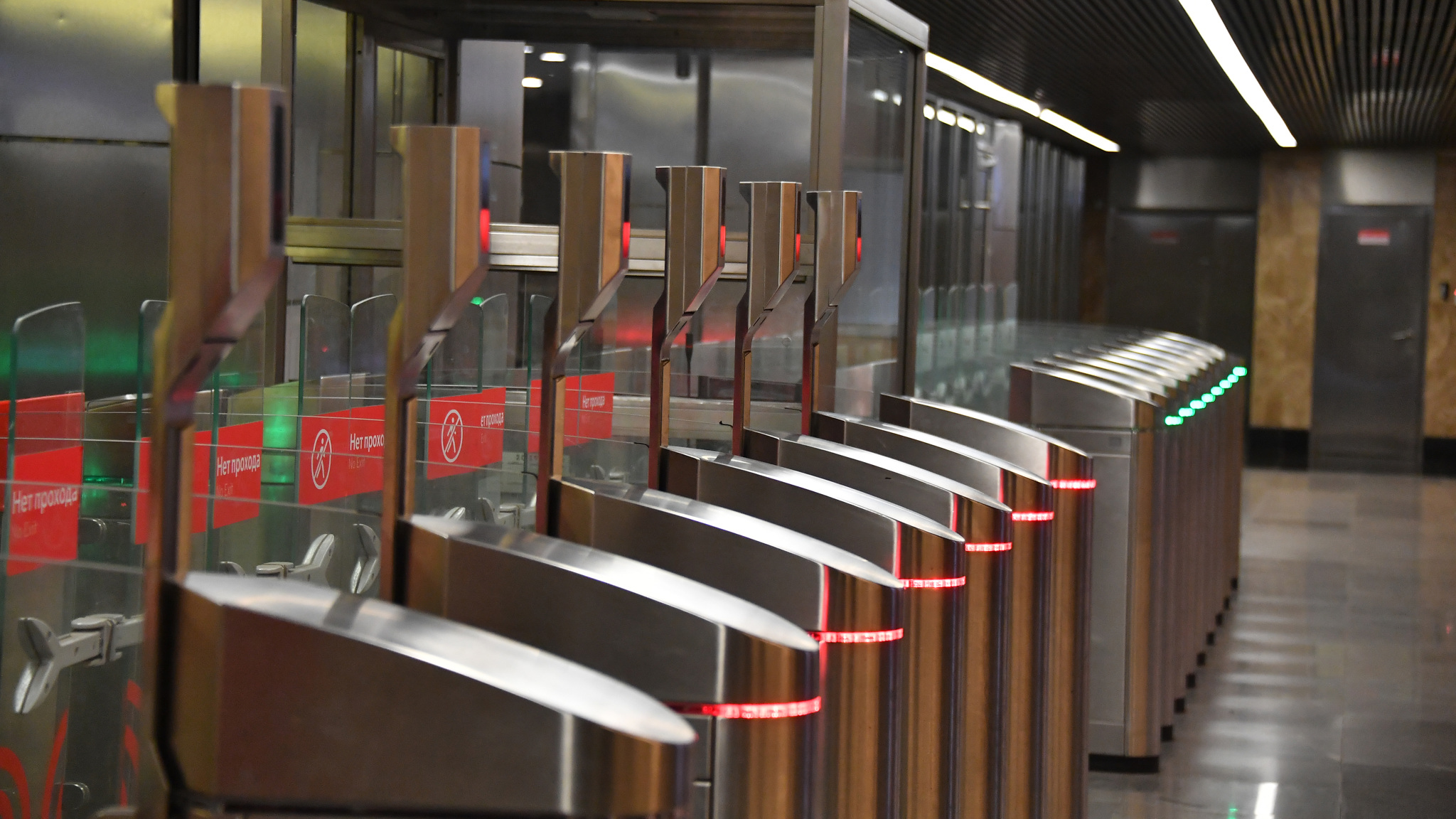 В кассах метро Москвы запустят оплату с помощью Face Pay