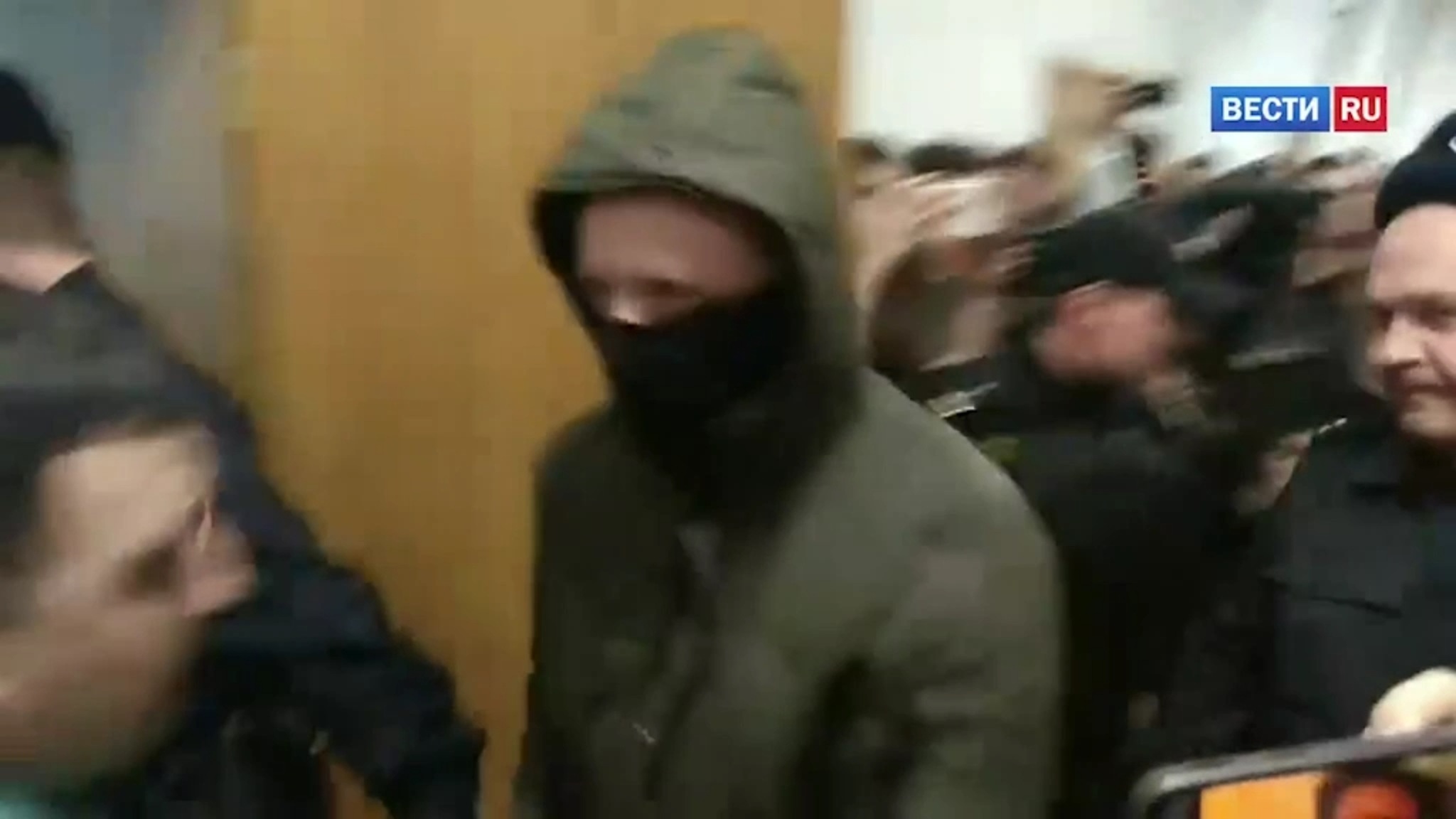 Обвинение экс-полицейским из "дела Голунова" ужесточили