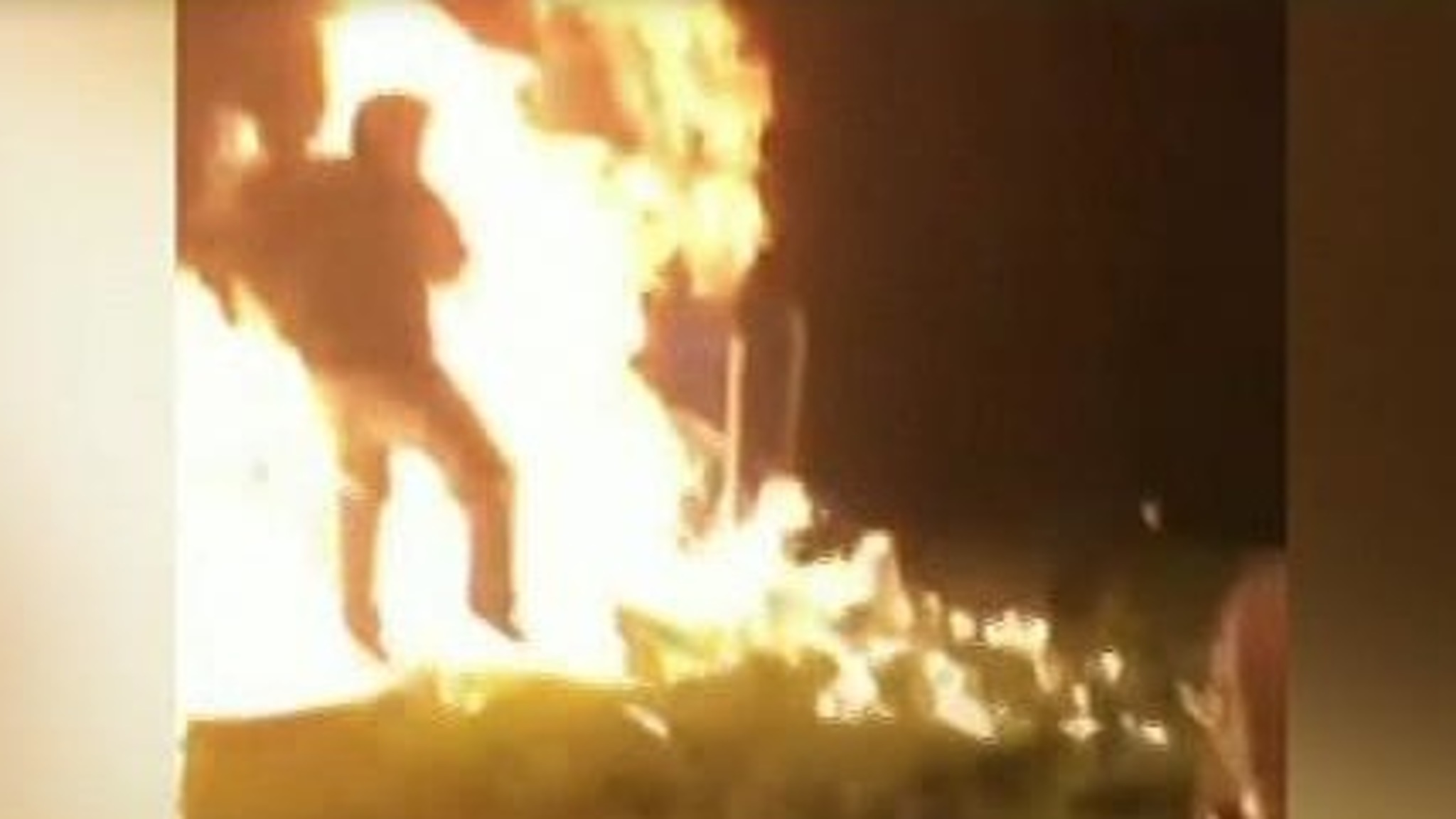 В Подмосковье во время пикника мужчина чуть не сжег себя заживо