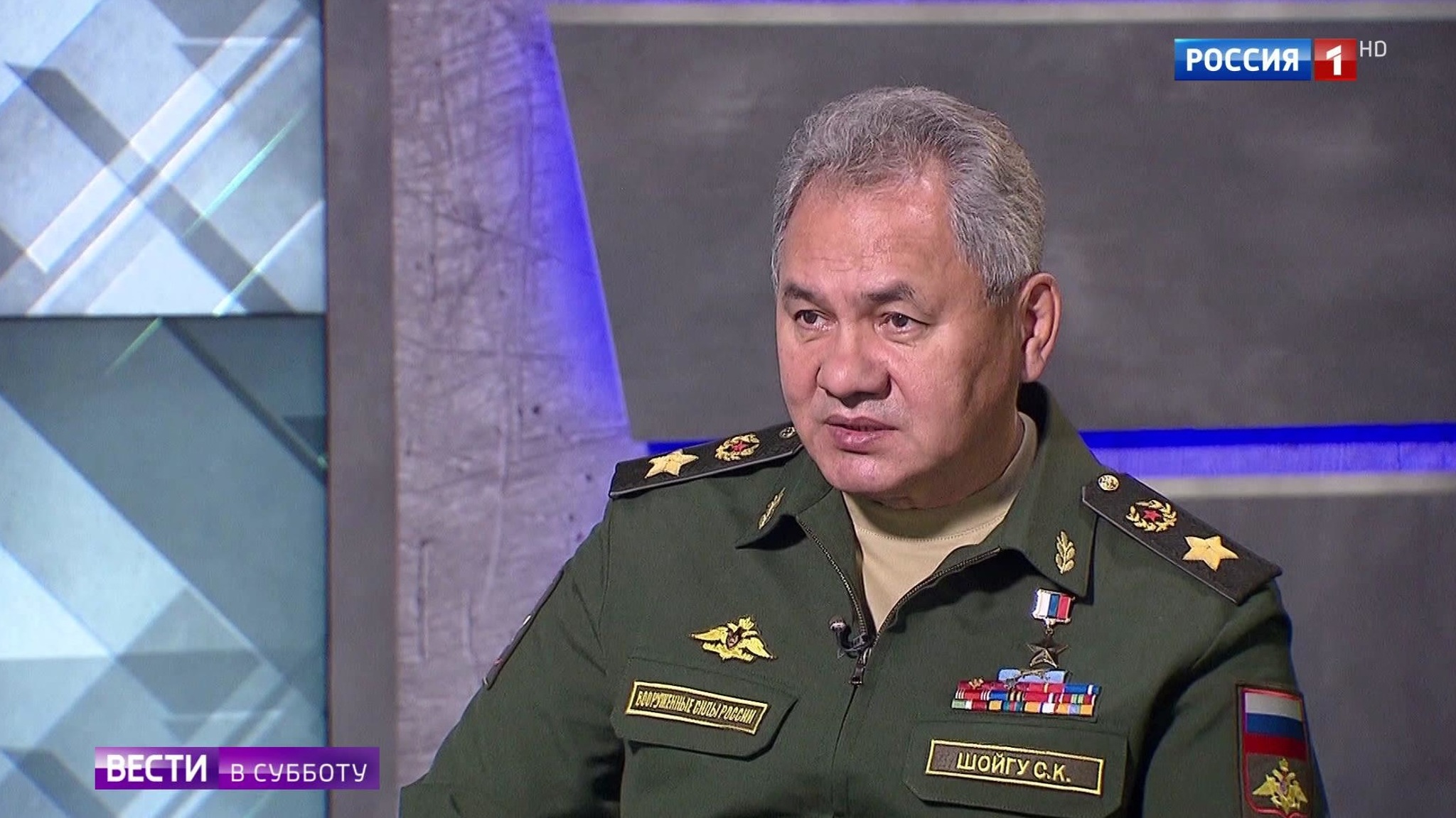 Привившийся от коронавируса Шойгу поделился своими ощущениями