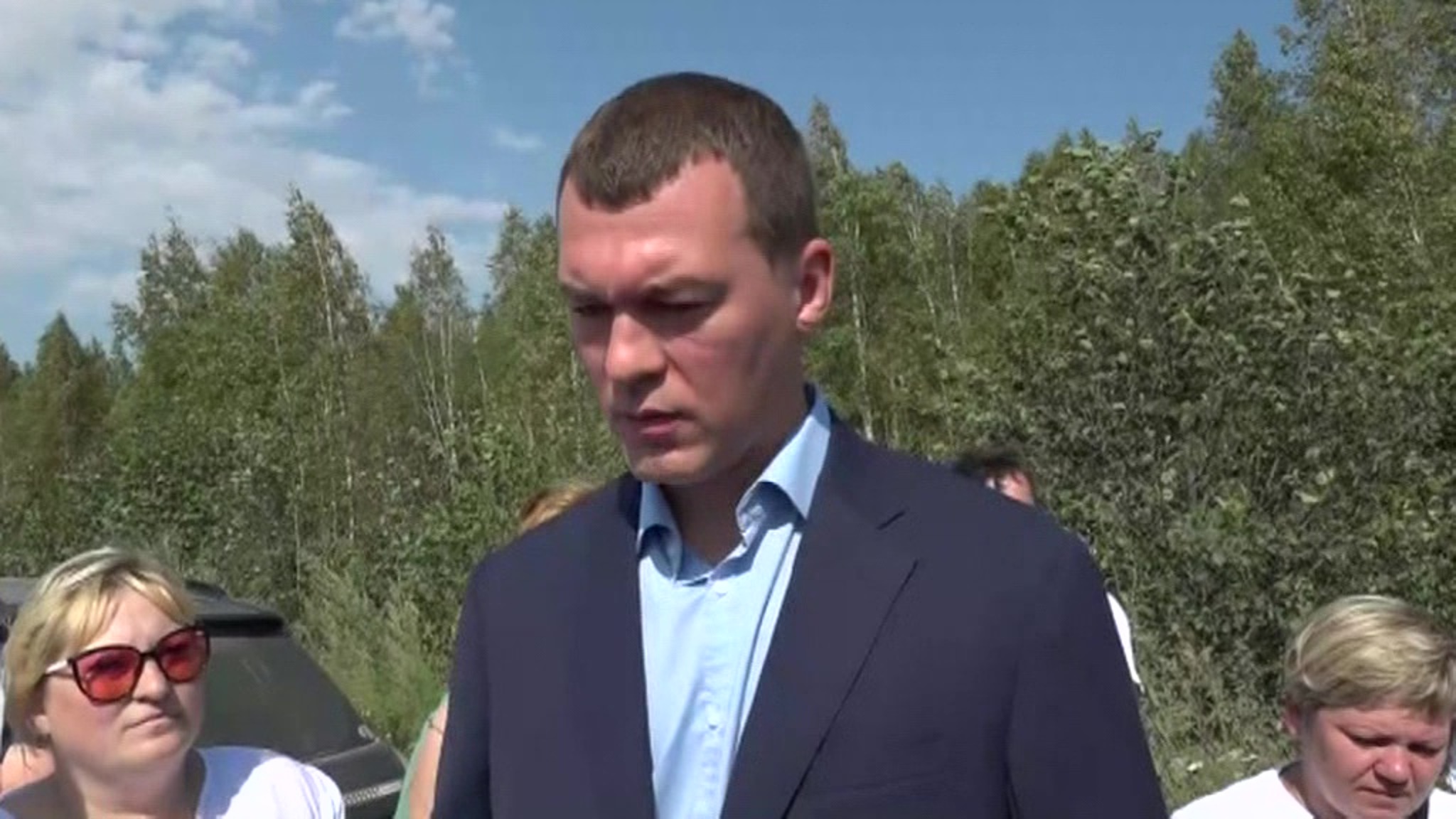Михаил Дегтярёв встретился с активистами движения "Убитые дороги БАМа"