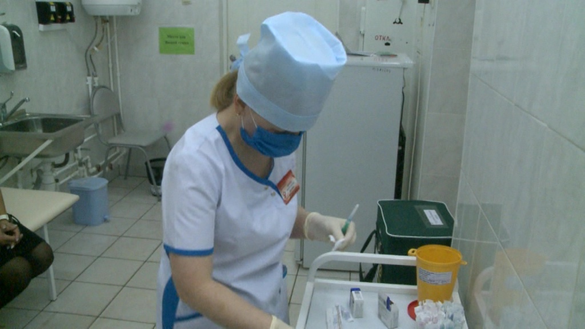 Удмуртия получила первую партию российской вакцины от коронавируса