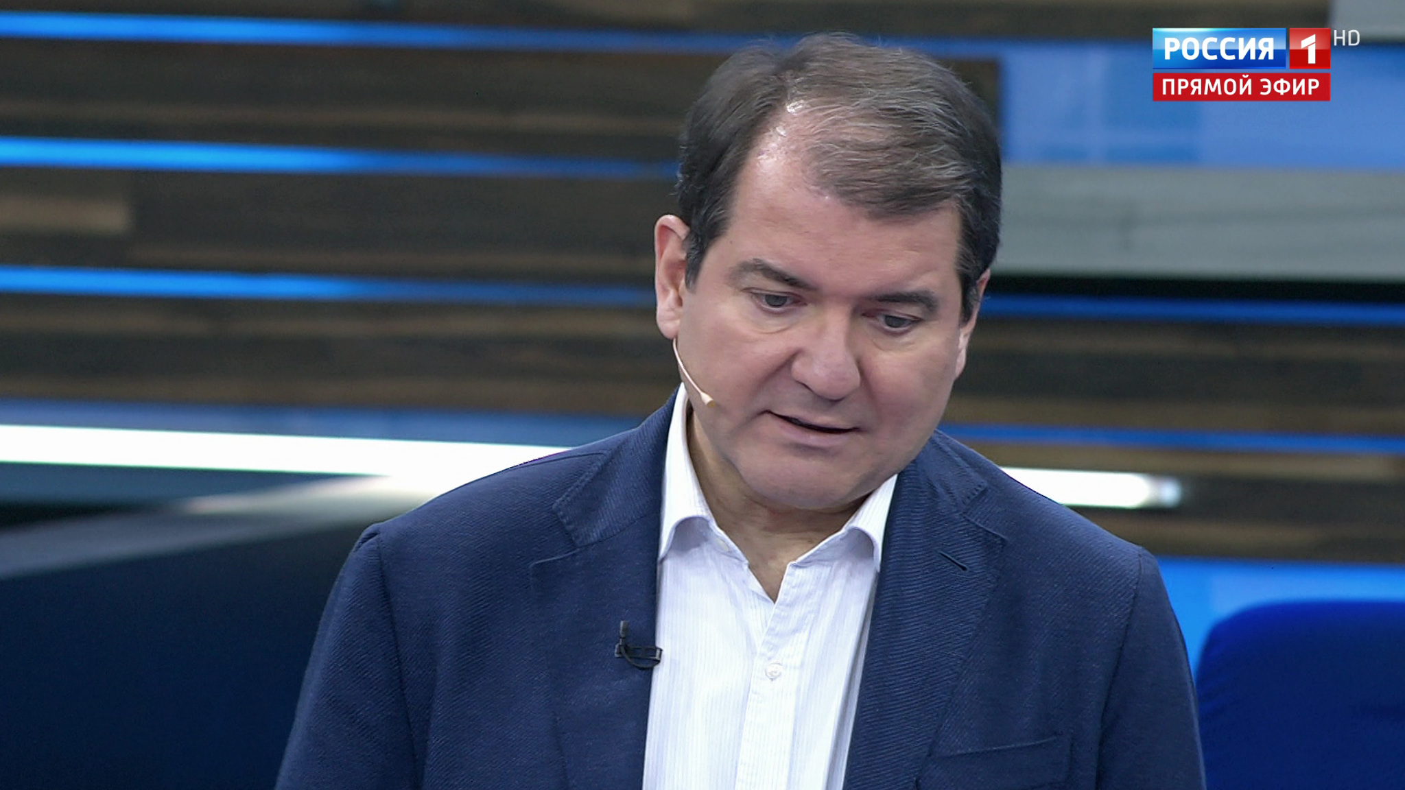 Политолог: Для России главное спасти сотни тысяч людей (Эфир от 12.10.2020)
