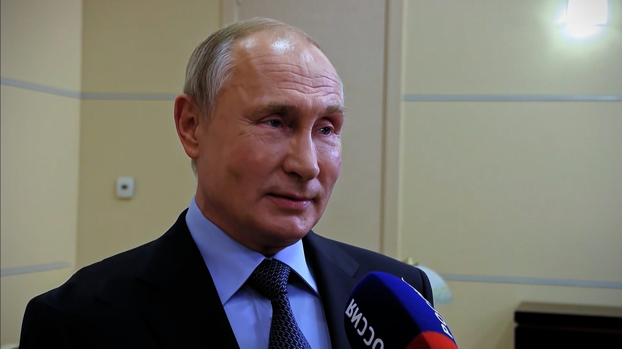 Путин уточнил, как относился к Лужкову