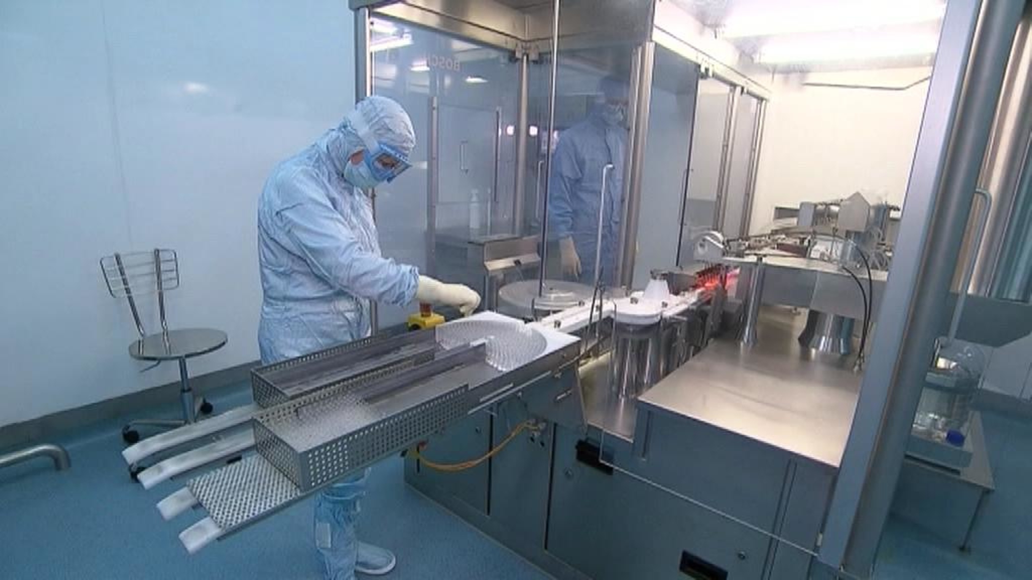 Еще один губернатор заразился коронавирусом