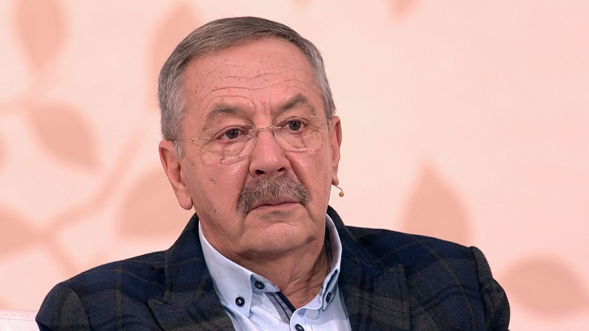 "Мне тебя бог послал": чем закончился пятый брак Гурченко