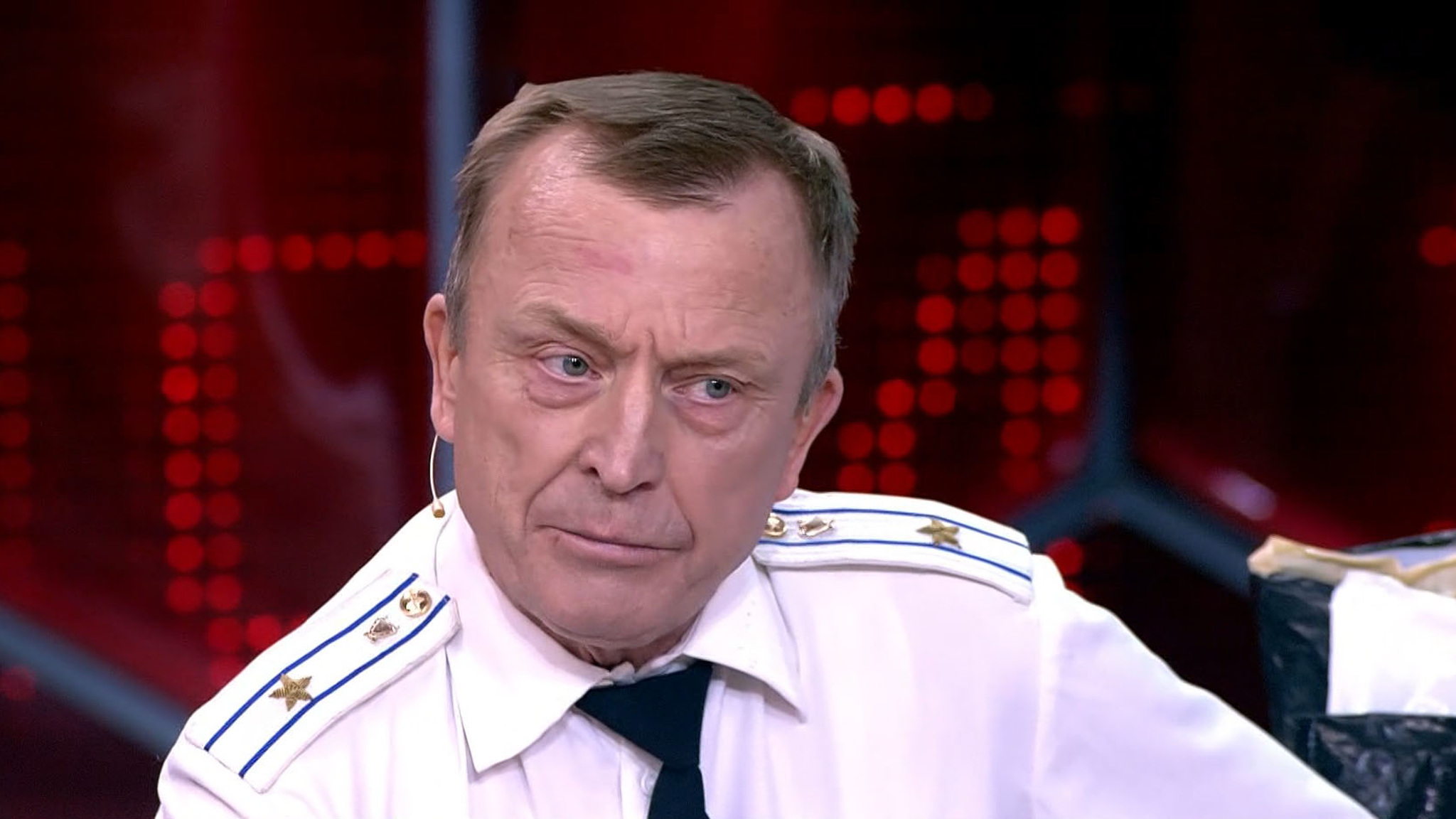 Вся правда о человеке, которого подозревают в слежке за семьей Баталова