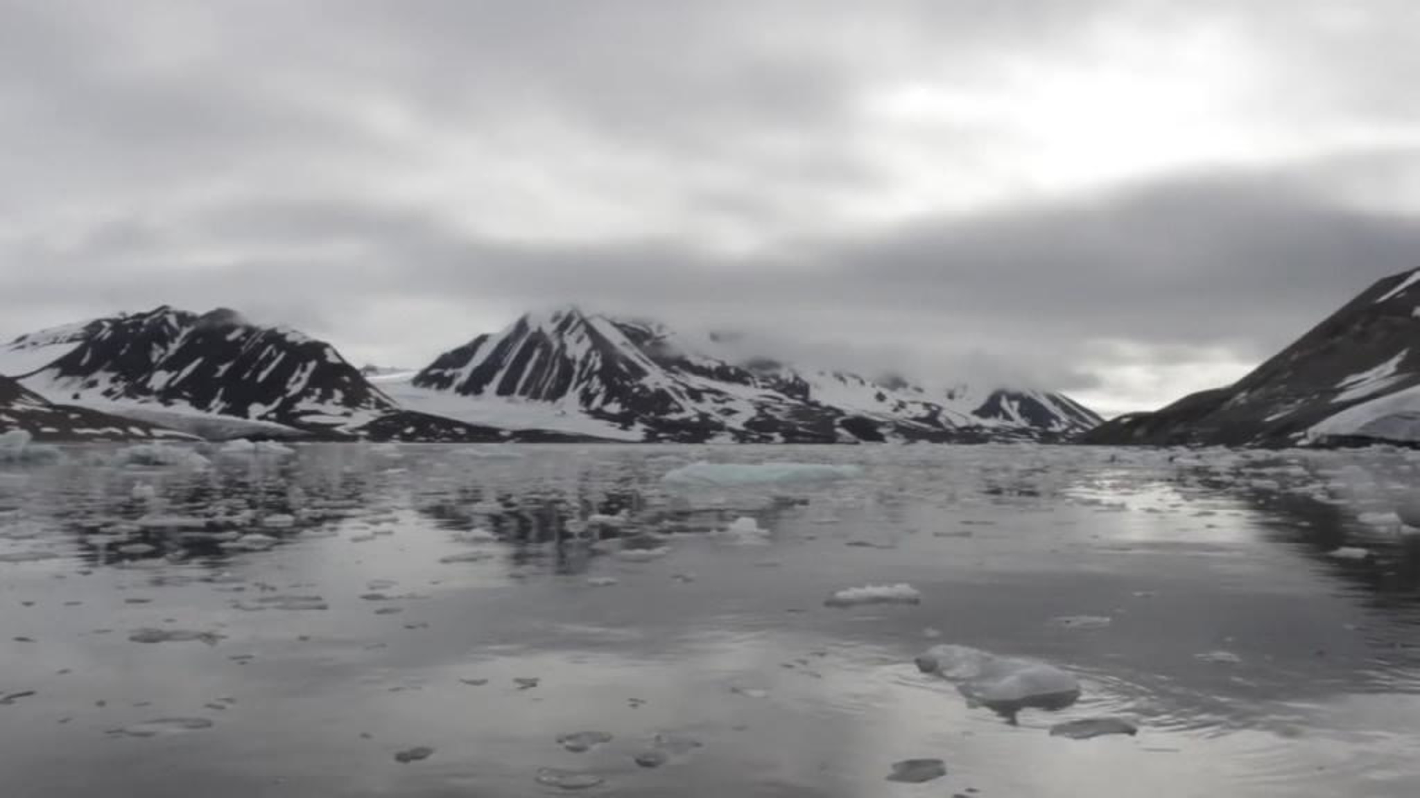 Арктические моря переполнились метаном