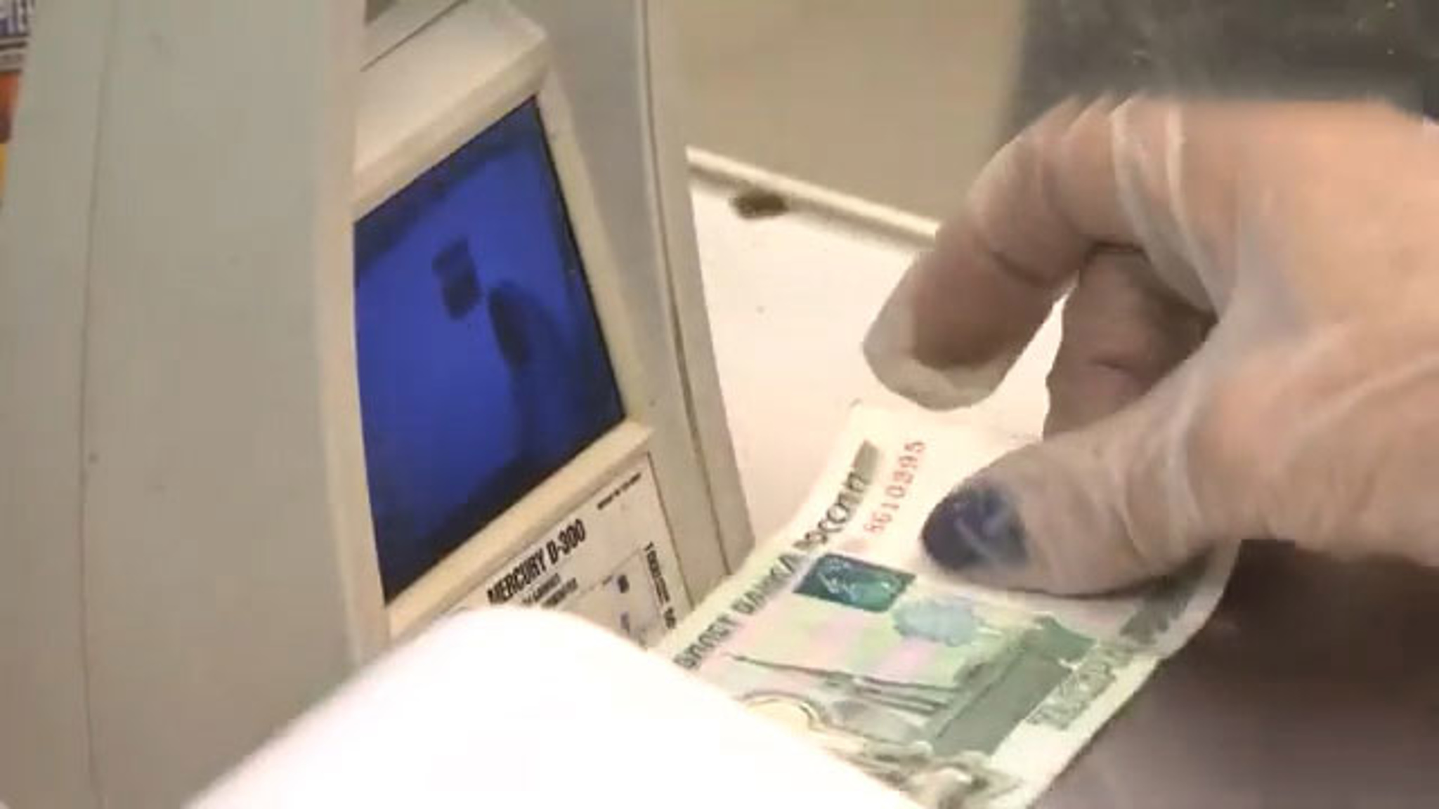 Приморье захлестнули фальшивые купюры