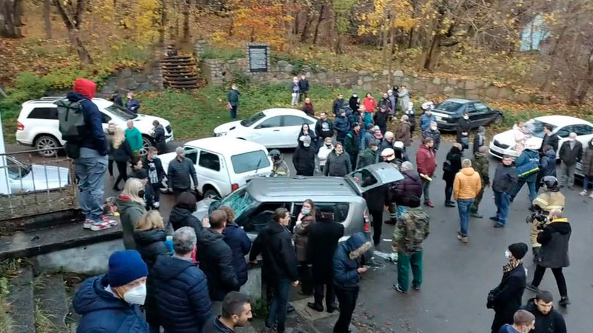 На пенсионера, въехавшего в толпу, завели уголовное дело