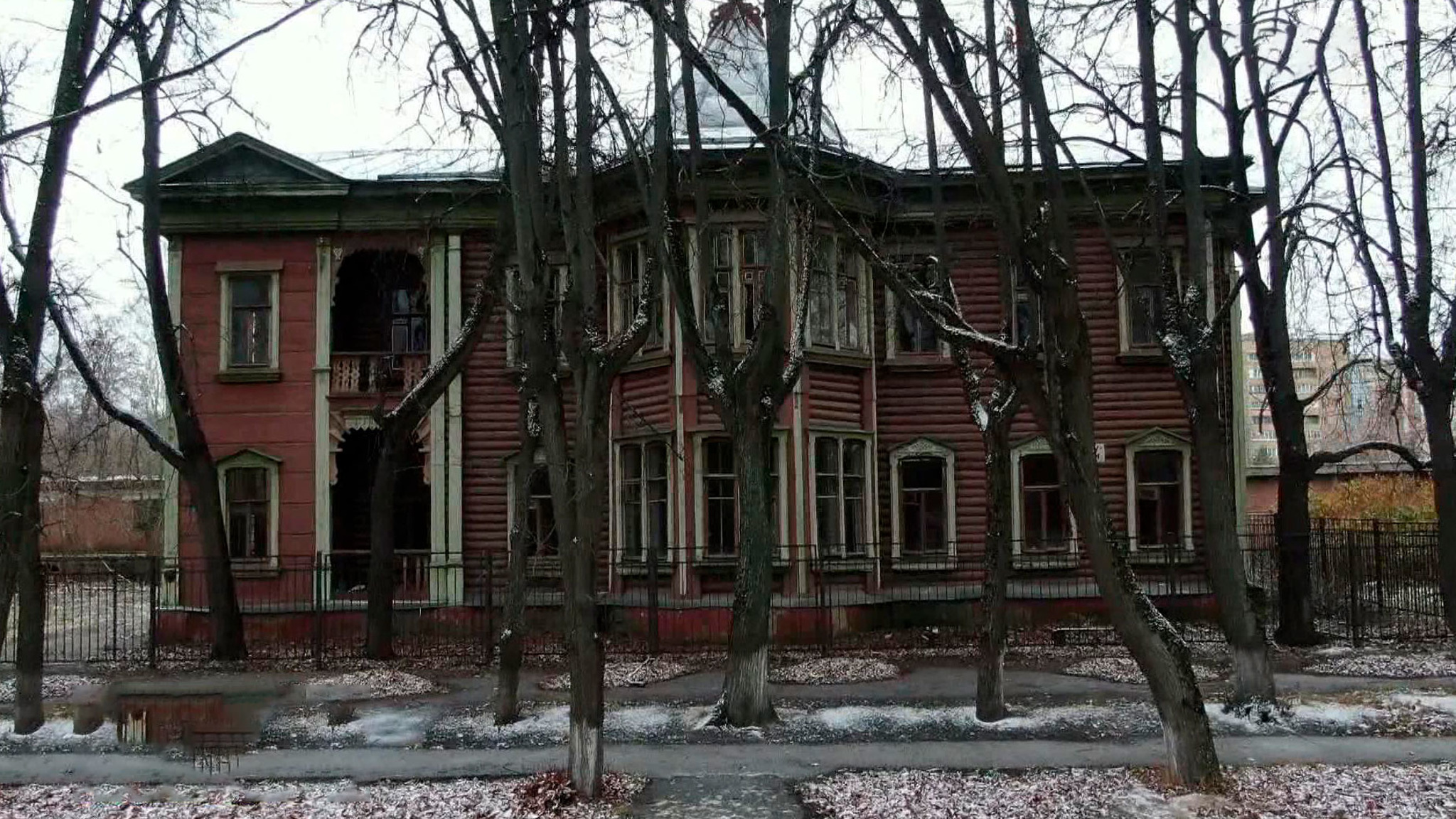 В Орехово-Зуеве реставраторы готовят Дом Угрюмова к переезду
