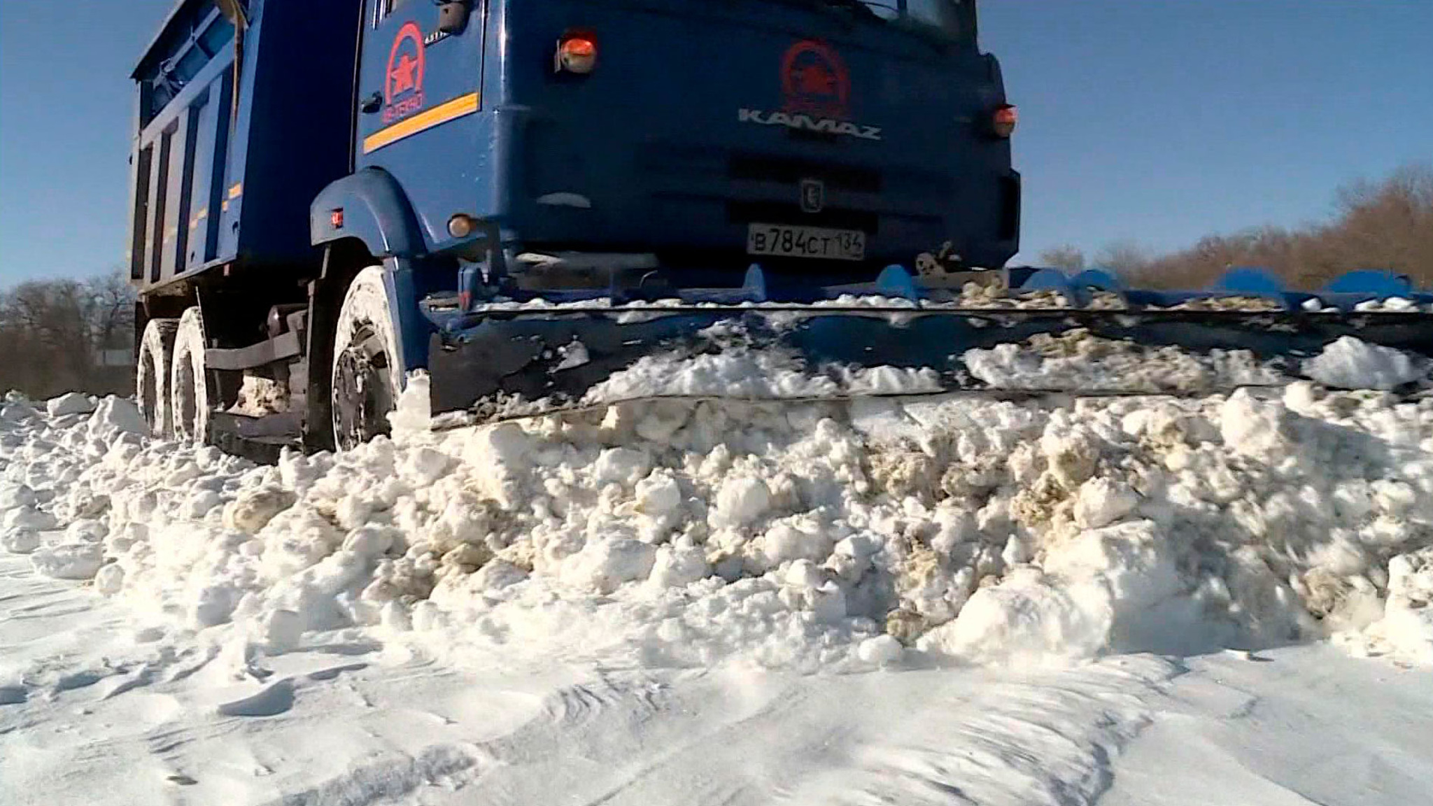 В петербургском аэропорту "Пулково" из-за метели задержаны рейсы