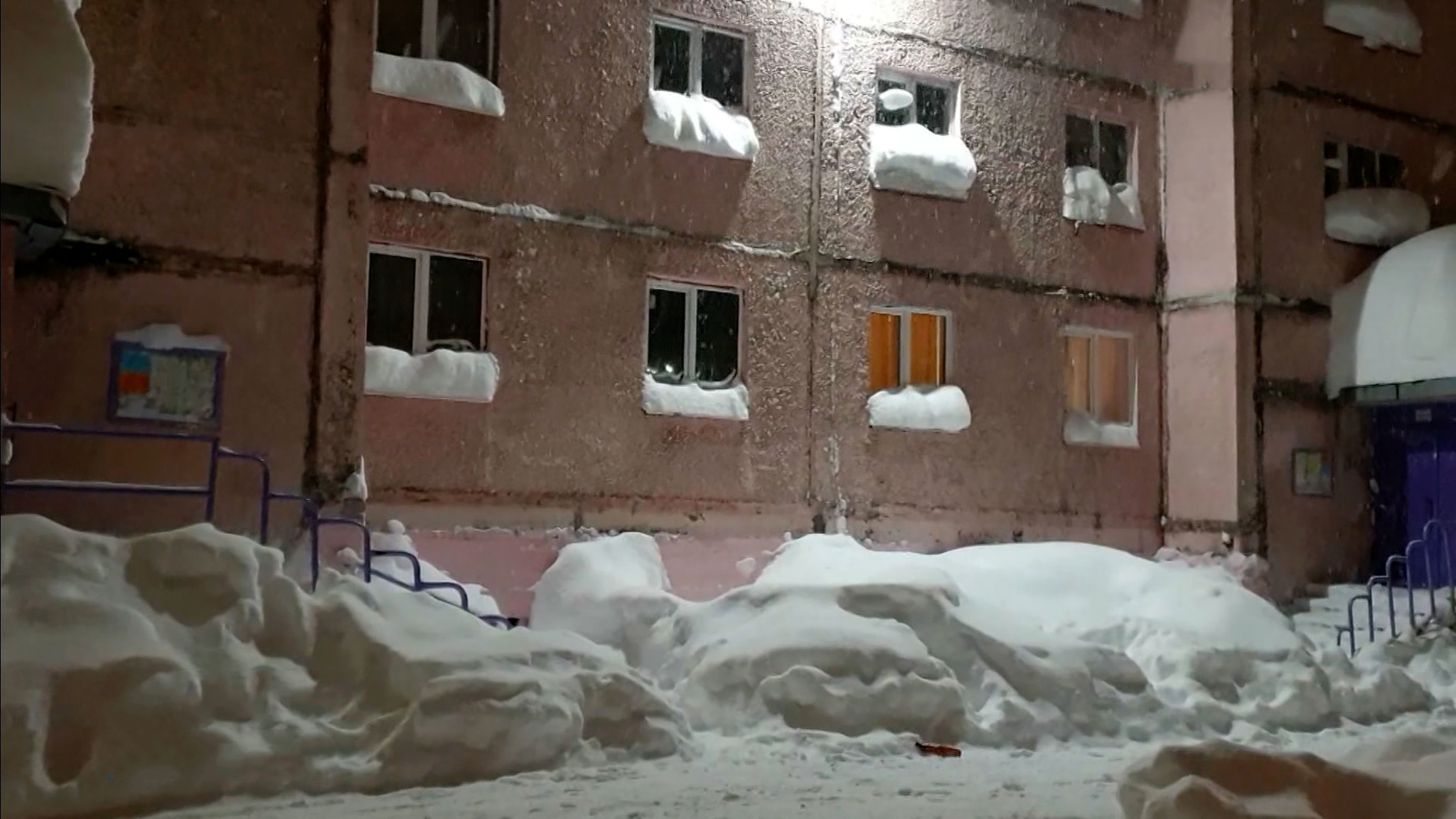В Норильске несколько дней не прекращается снегопад