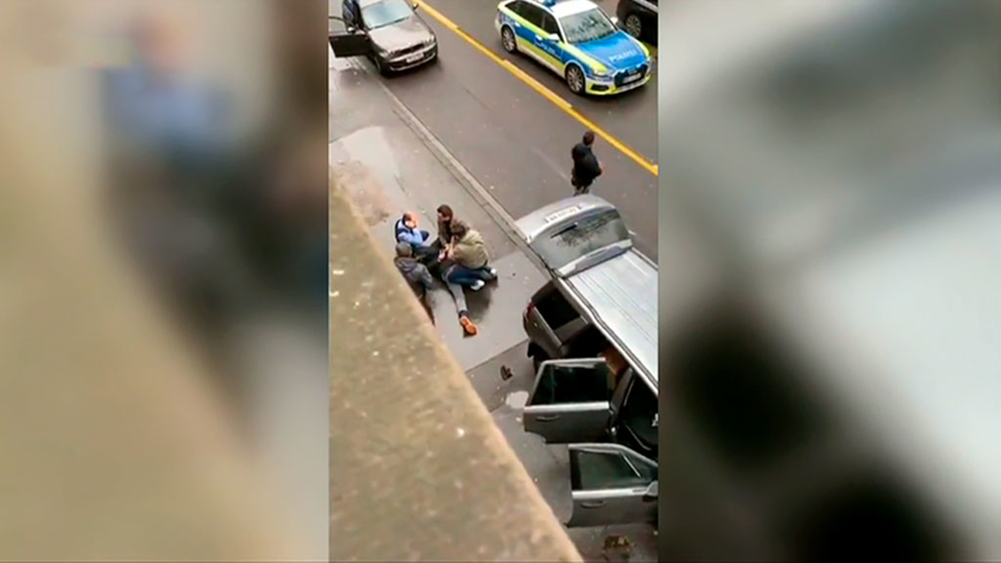 Наезд на людей в Германии: злоумышленник устроил ДТП специально