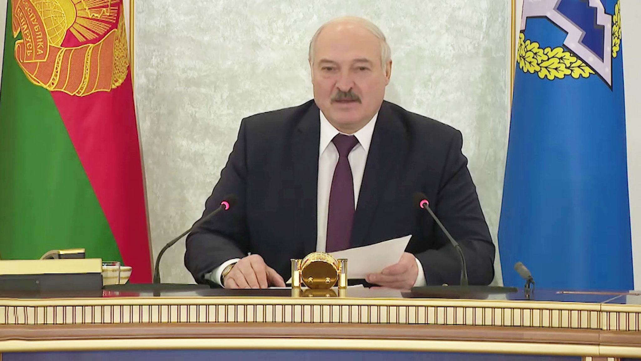 Лукашенко возмущен открытым посягательством на западные земли Белоруссии (Эфир от 02.12.2020)