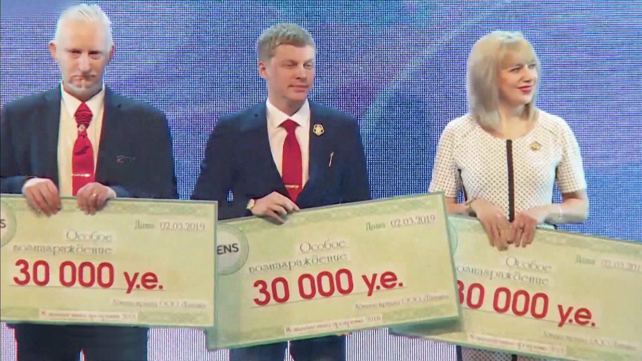 Покупка статусов, реализация БАДов: финансовая пирамида довела пенсионера до самоубийства