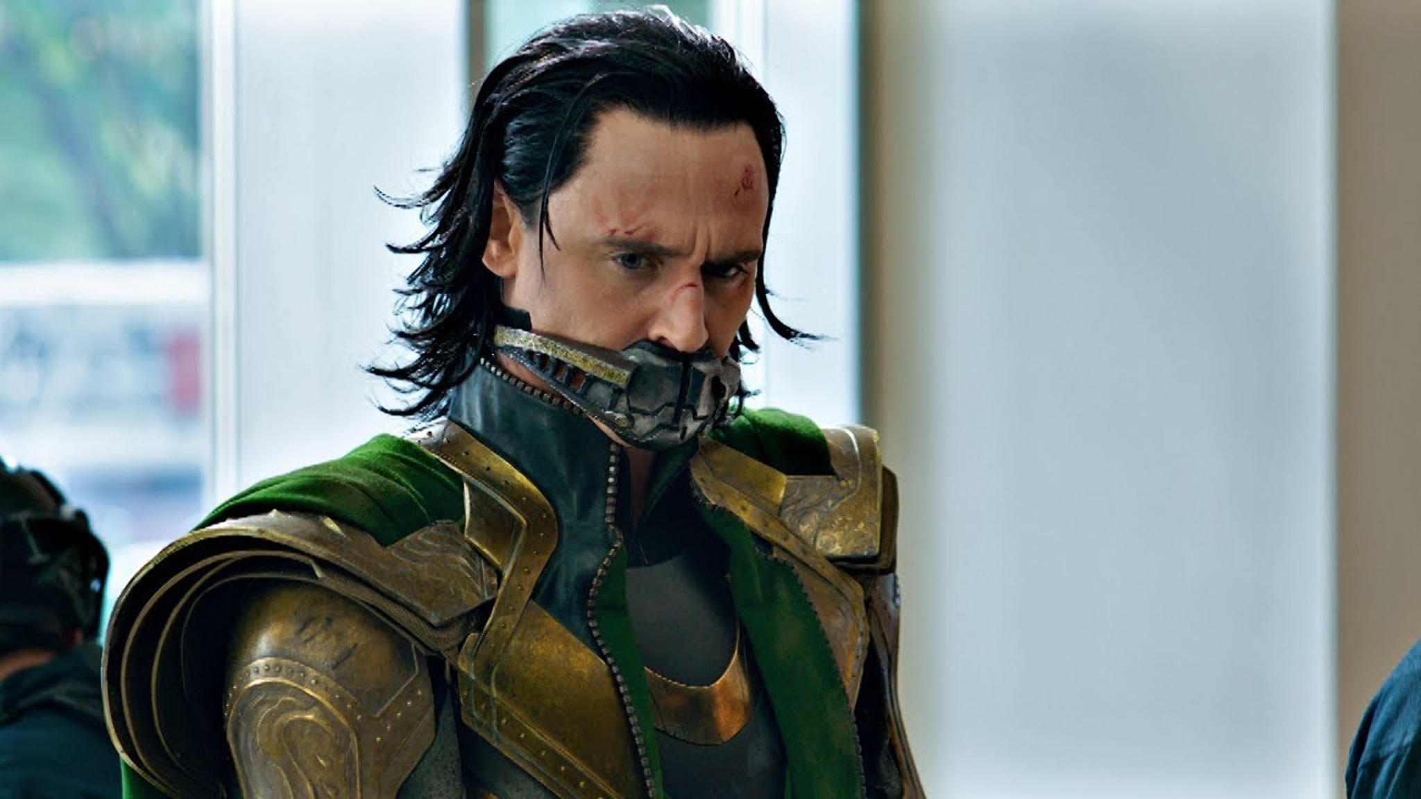 Любимый злодей Marvel возвращается: трейлер сериала "Локи"