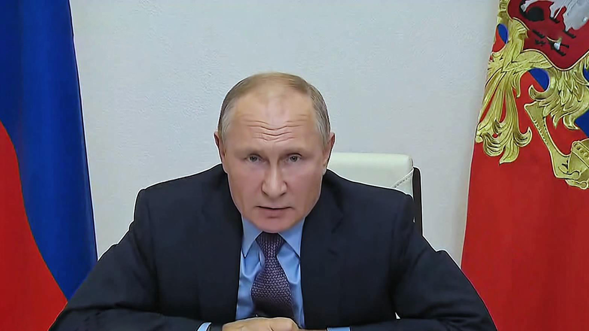 Путин напомнил министрам, что ест народ