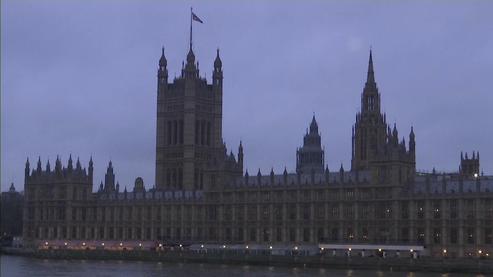 Подготовка к Brexit: по обе стороны Ла-Манша – вереницы грузовиков