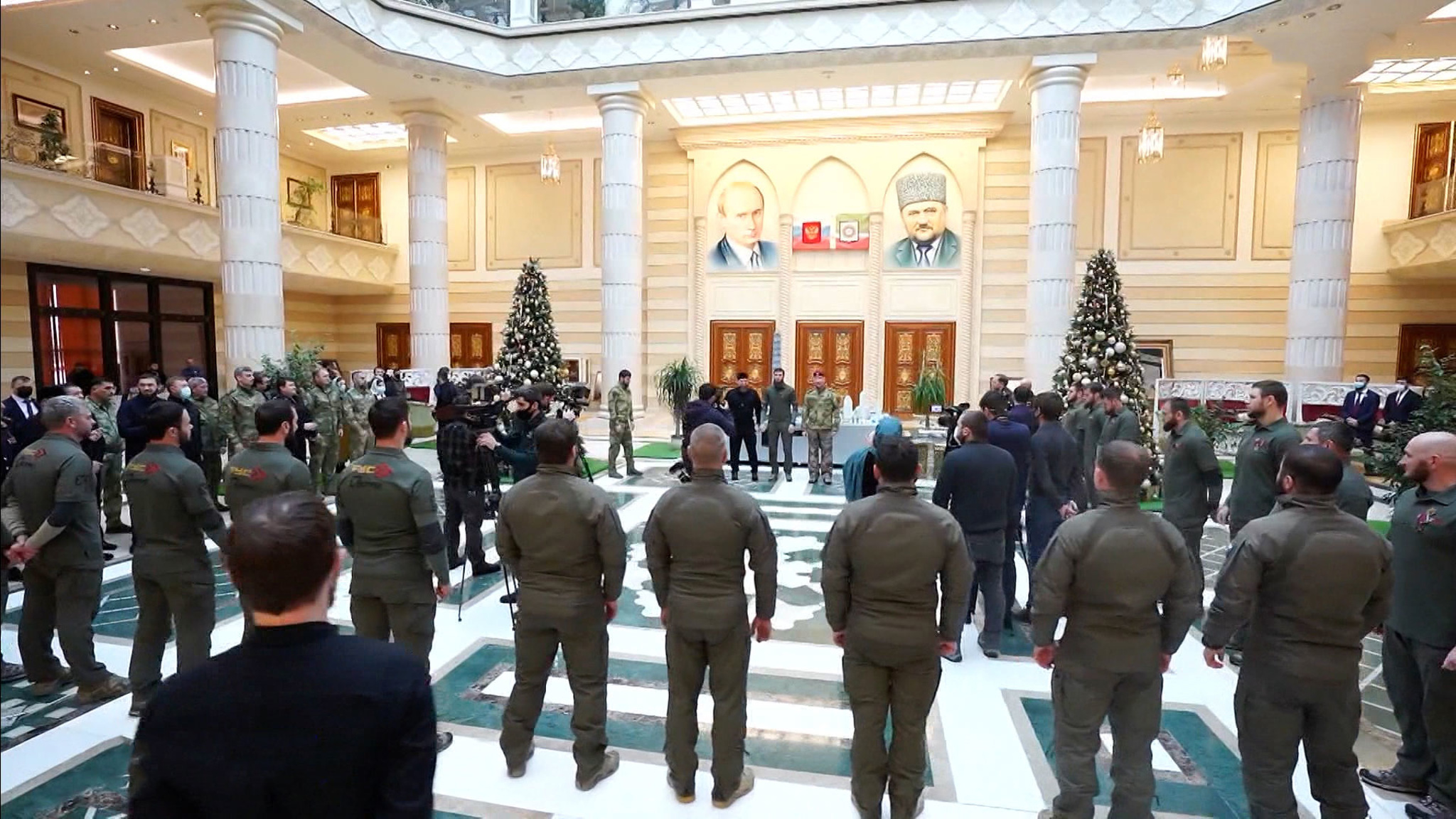 В Чечне открыли первый совместный комплекс мечети и церкви